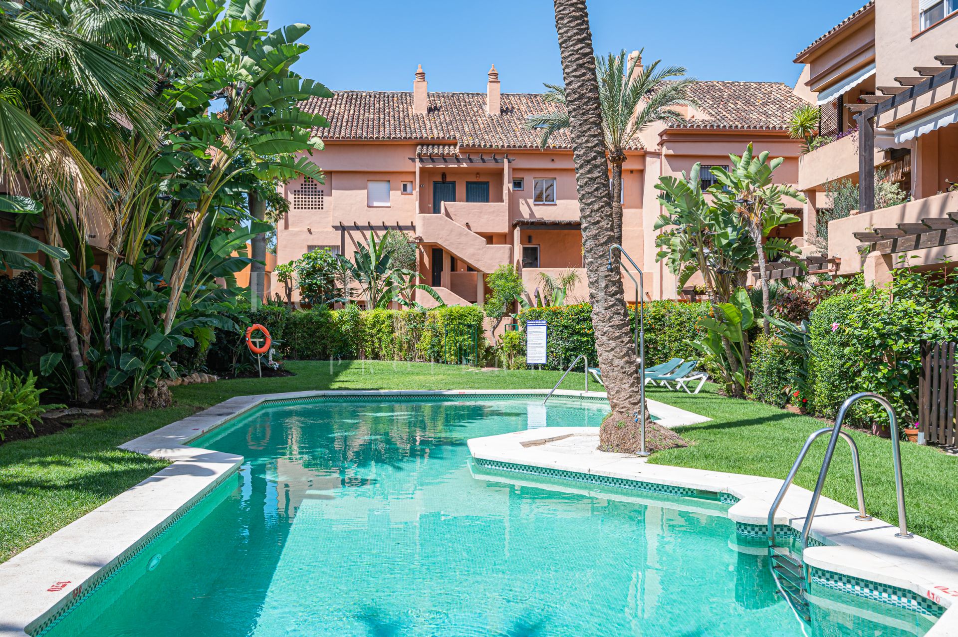 Charming Three-Bedroom Duplex Town House in Lomas del Marbella Club