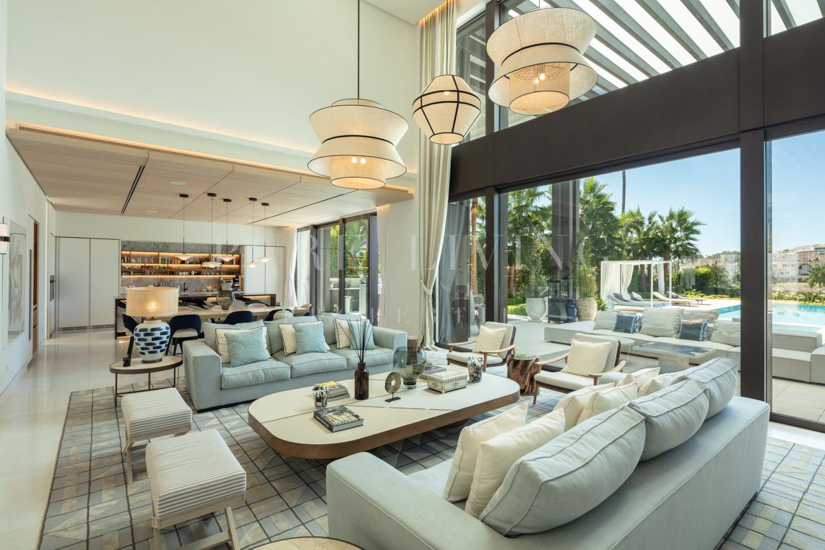Indrukwekkende villa in één van Marbella's meest exclusieve wijken, La Cerquilla