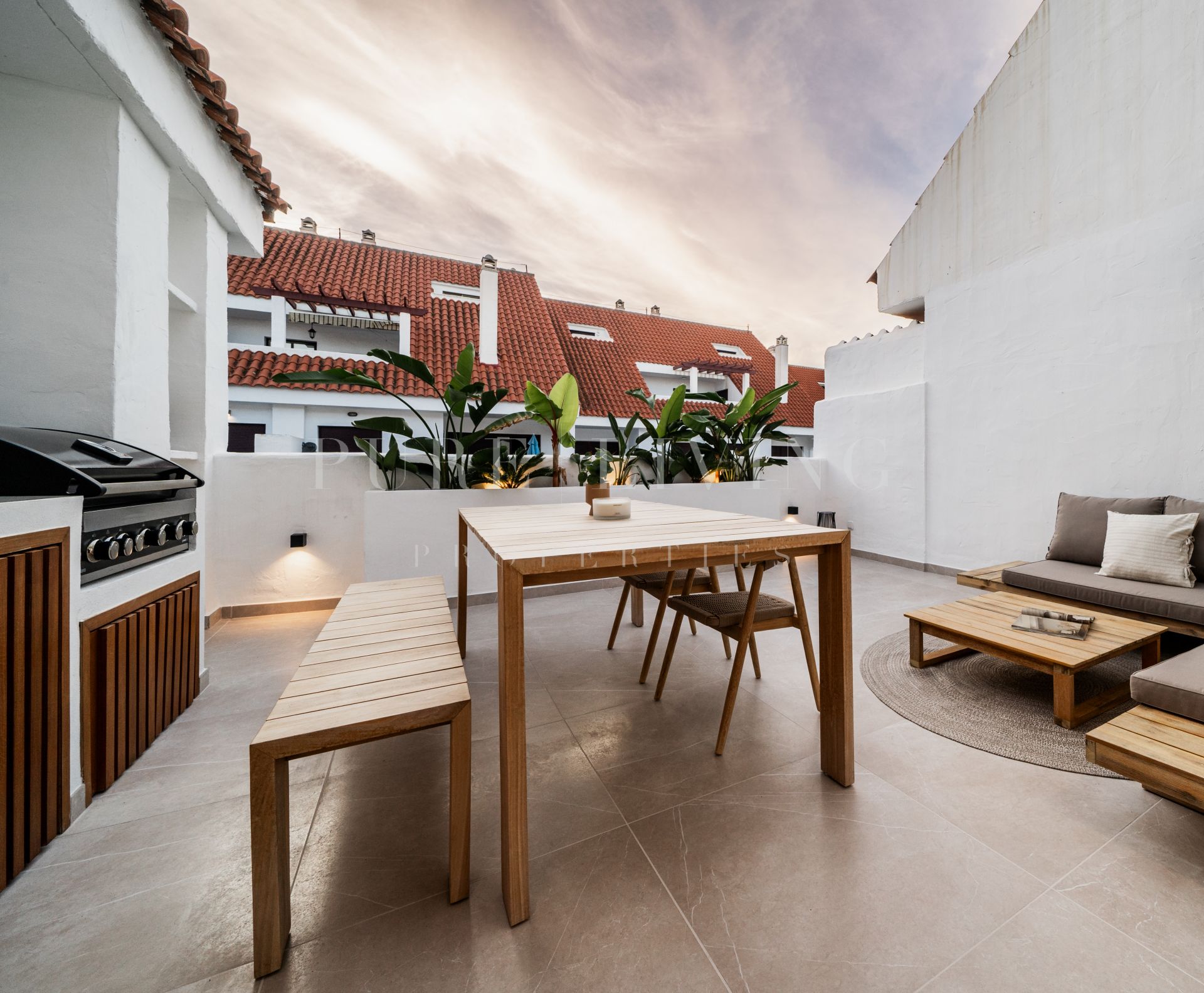 Appartement rénové de deux chambres à vendre à Nueva Andalucia