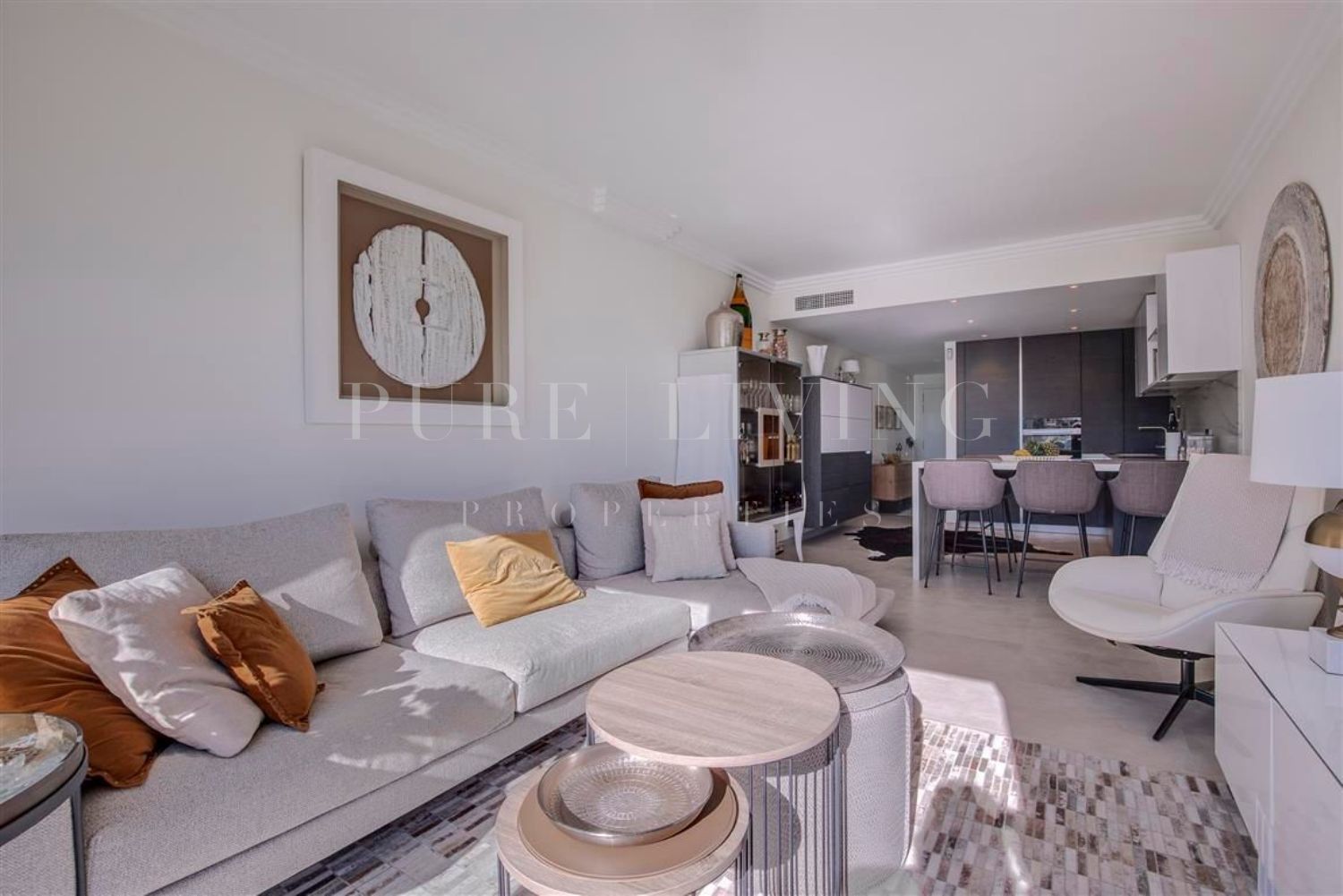 Precioso apartamento de dos dormitorios en venta con impresionantes vistas en La Quinta Golf