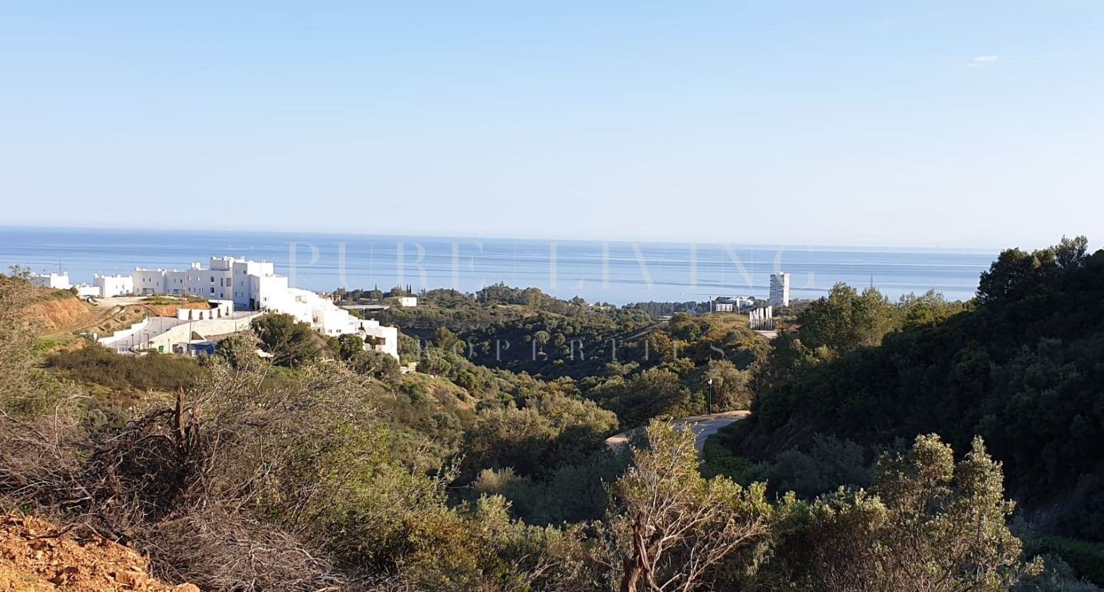 Terrain avec projet et vue panoramique sur la mer à vendre à Alto de los Monteros