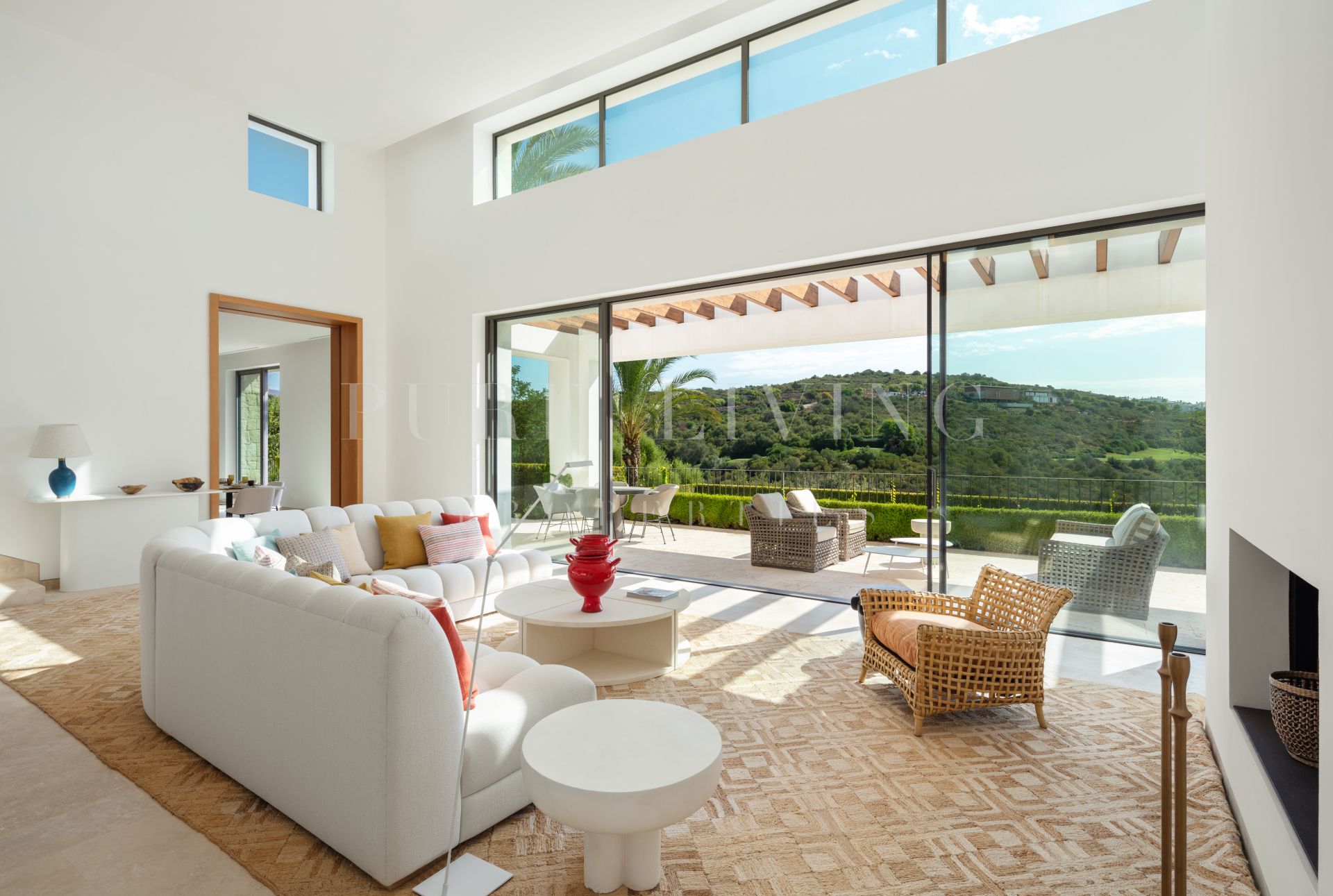 Luxurious six bedroom Villa in prestigious Finca Cortesin in Casares