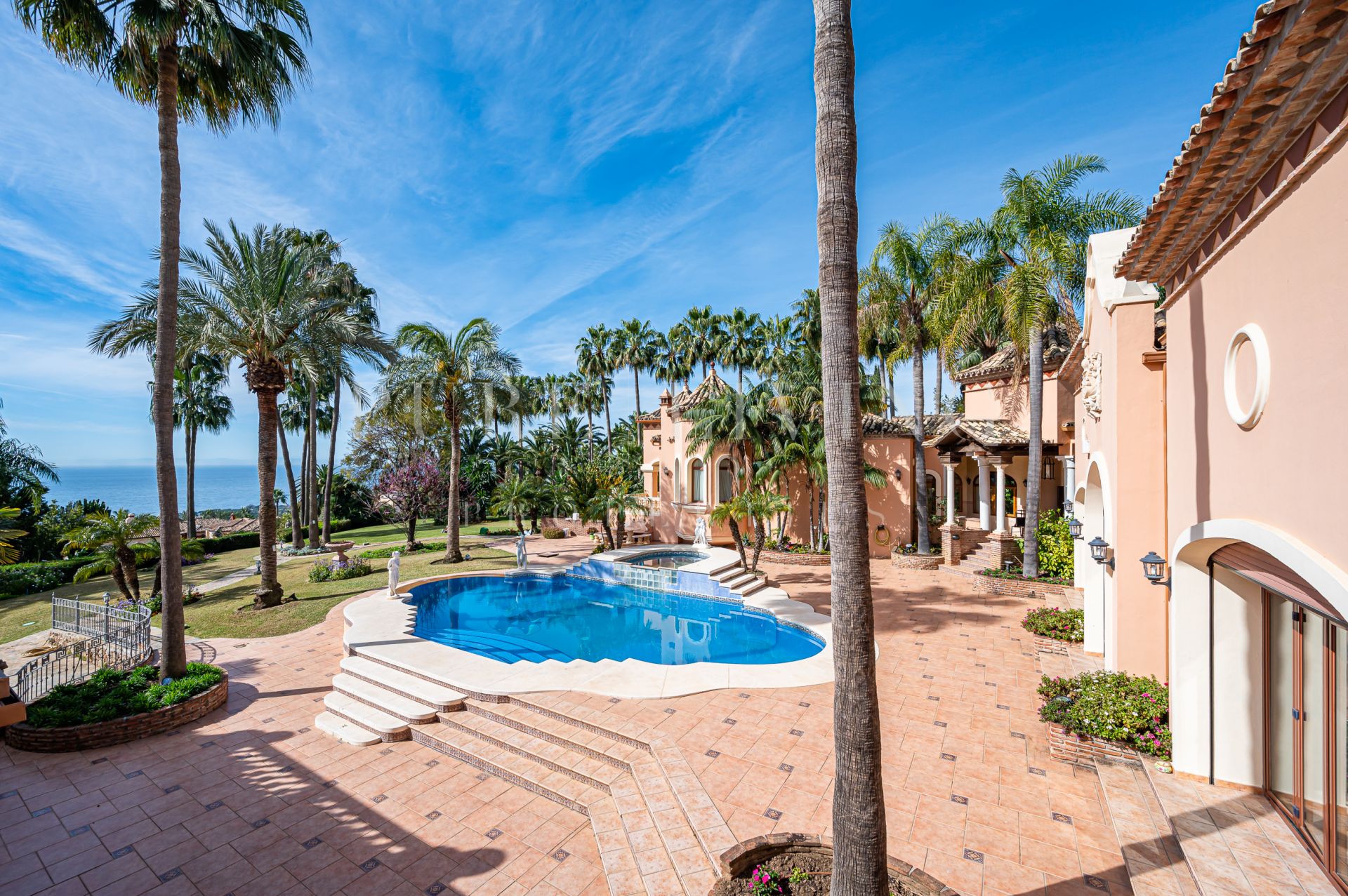 Villas for short term rent in Sierra Blanca, Marbella Golden Mile