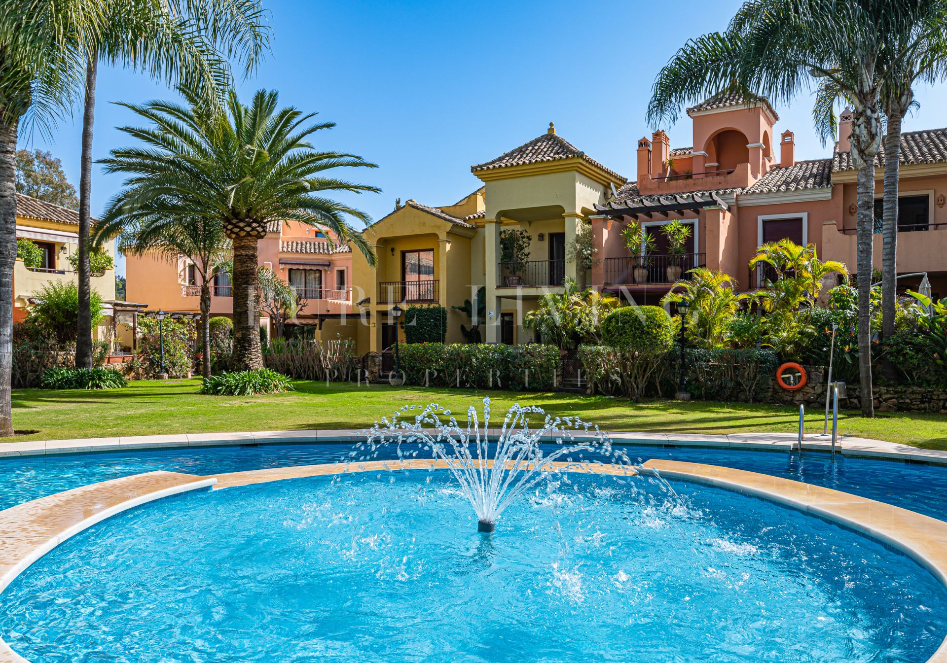 Charming four bedroom townhouse in one of the most sought-after locations within the Golden Mile