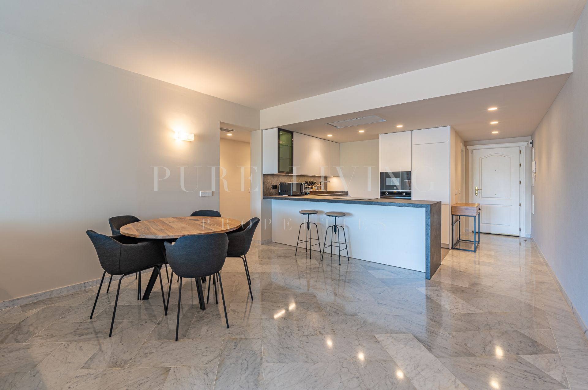 Appartement te koop in Marina Puente Romano, Marbella Golden Mile