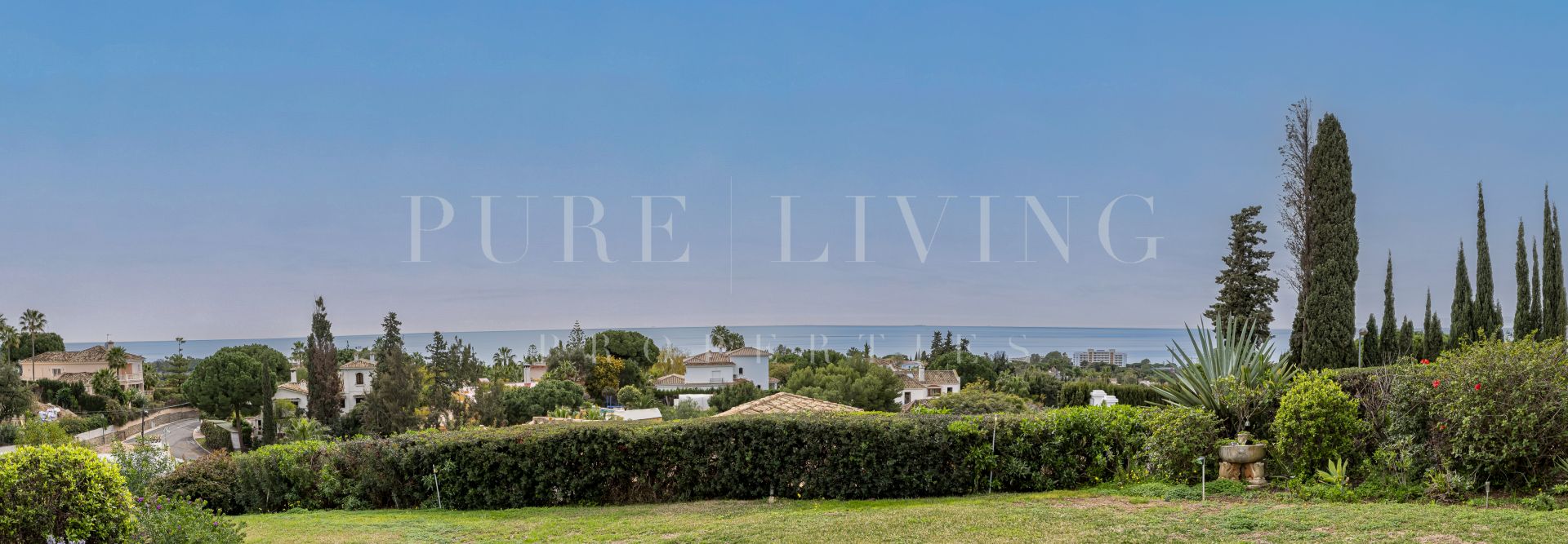 Encantadora villa mediterranea en el Rosario con vistas panorámicas al mar