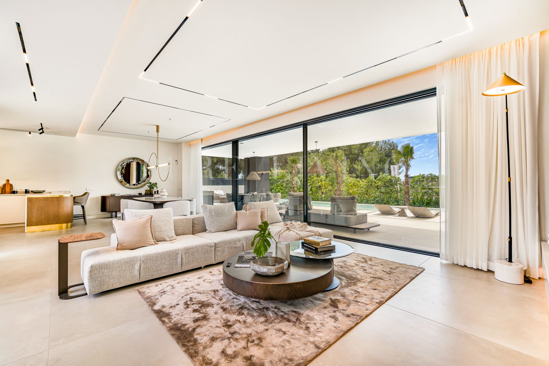 Incredible newly built villa for sale on the Marbella Golden Mile