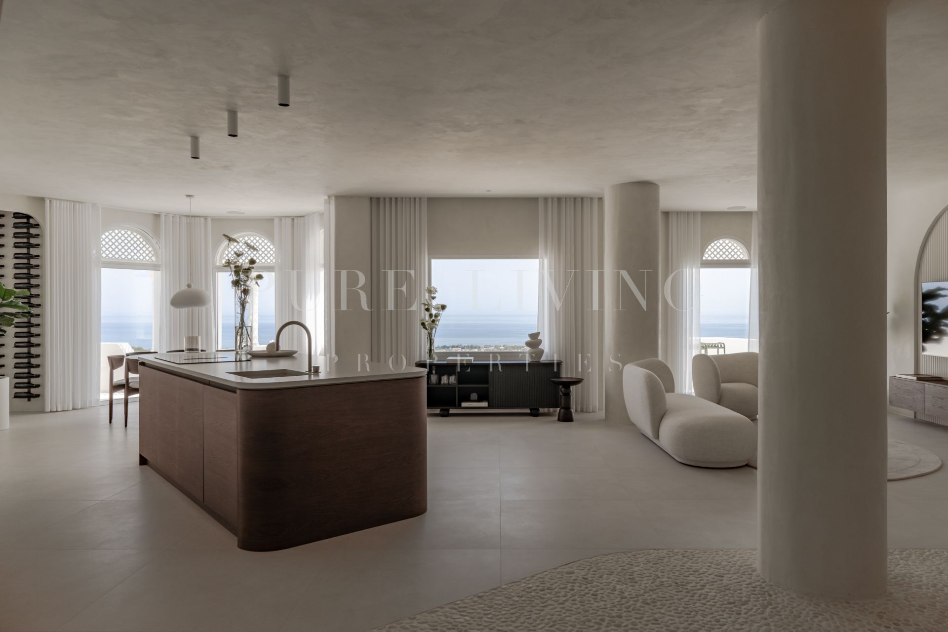 Elegant Duplex Penthouse in the Golden Mile with Sea Views and Private Pool