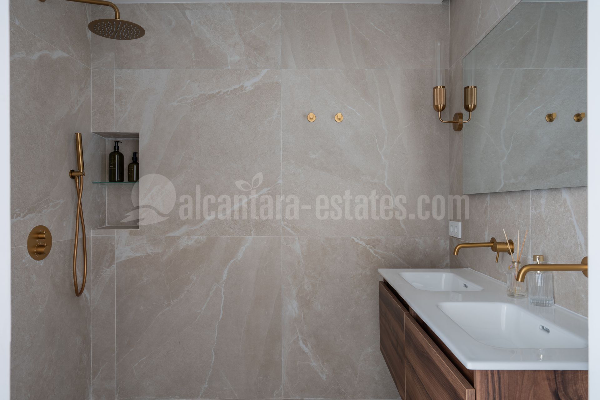 Apartamento en Cumbres del Rodeo, Marbella