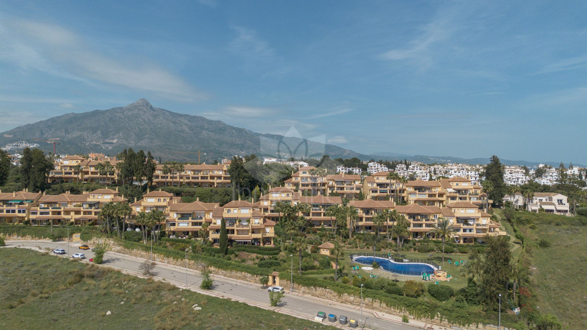 Apartment in Cumbres del Rodeo, Marbella