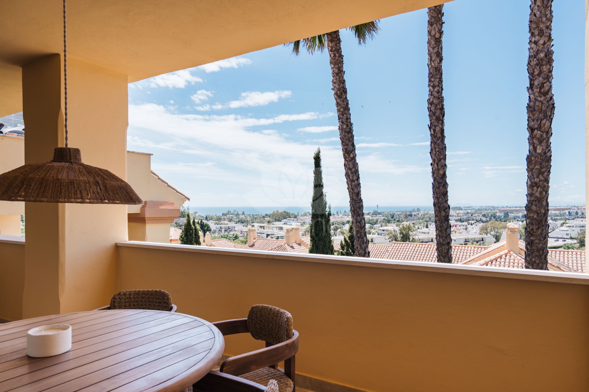 Apartamento en Cumbres del Rodeo, Marbella