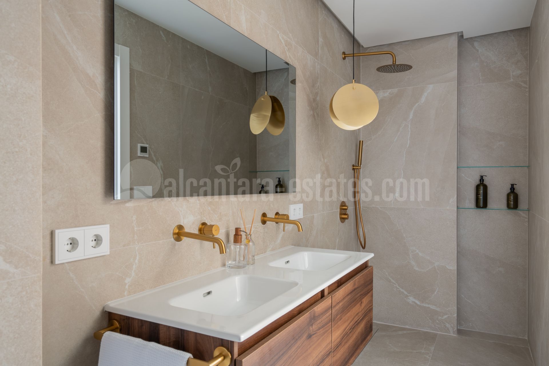 Apartamento en Cumbres del Rodeo, Marbella