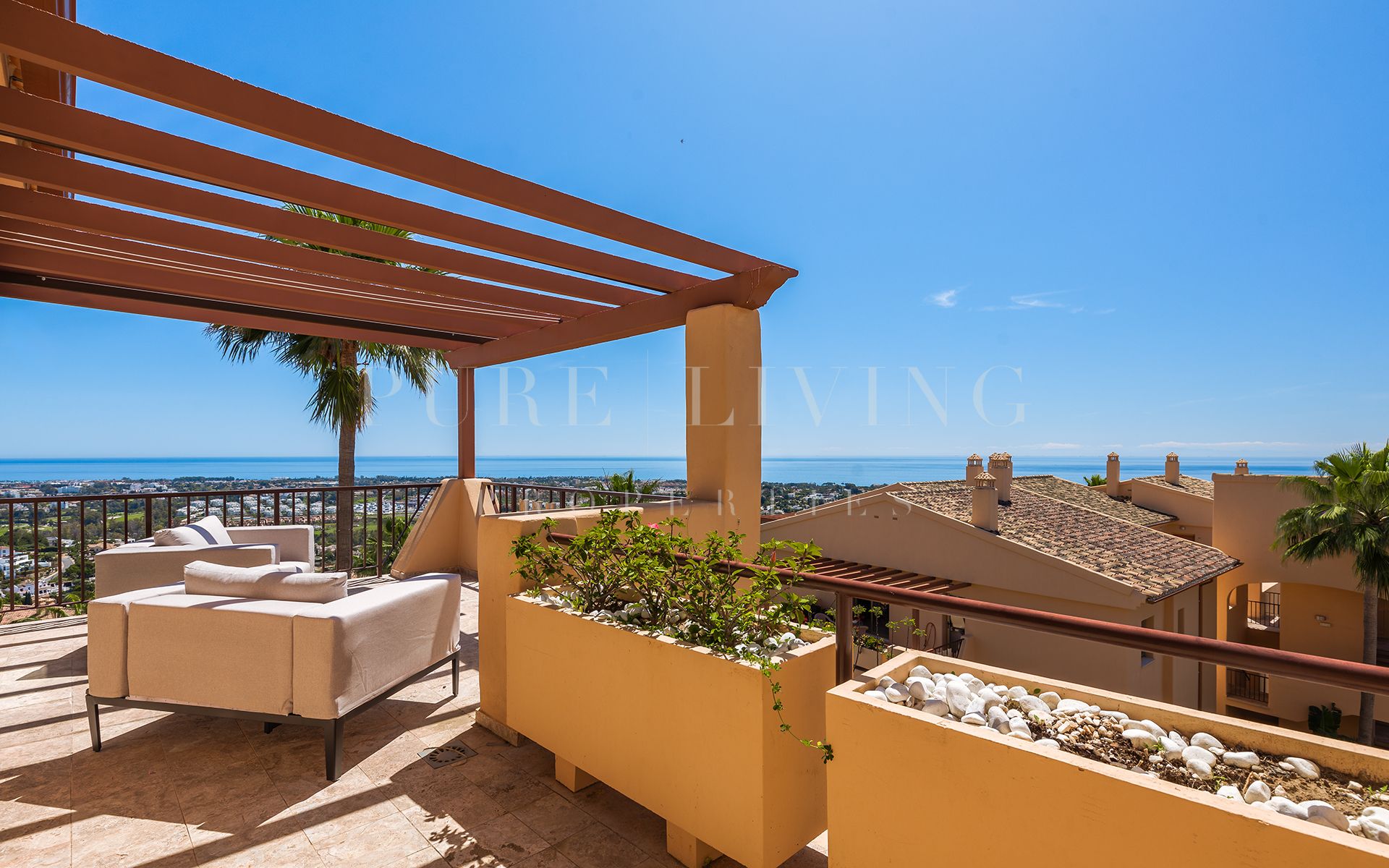 Elegant Penthouse with Breathtaking Sea and Mountain Views