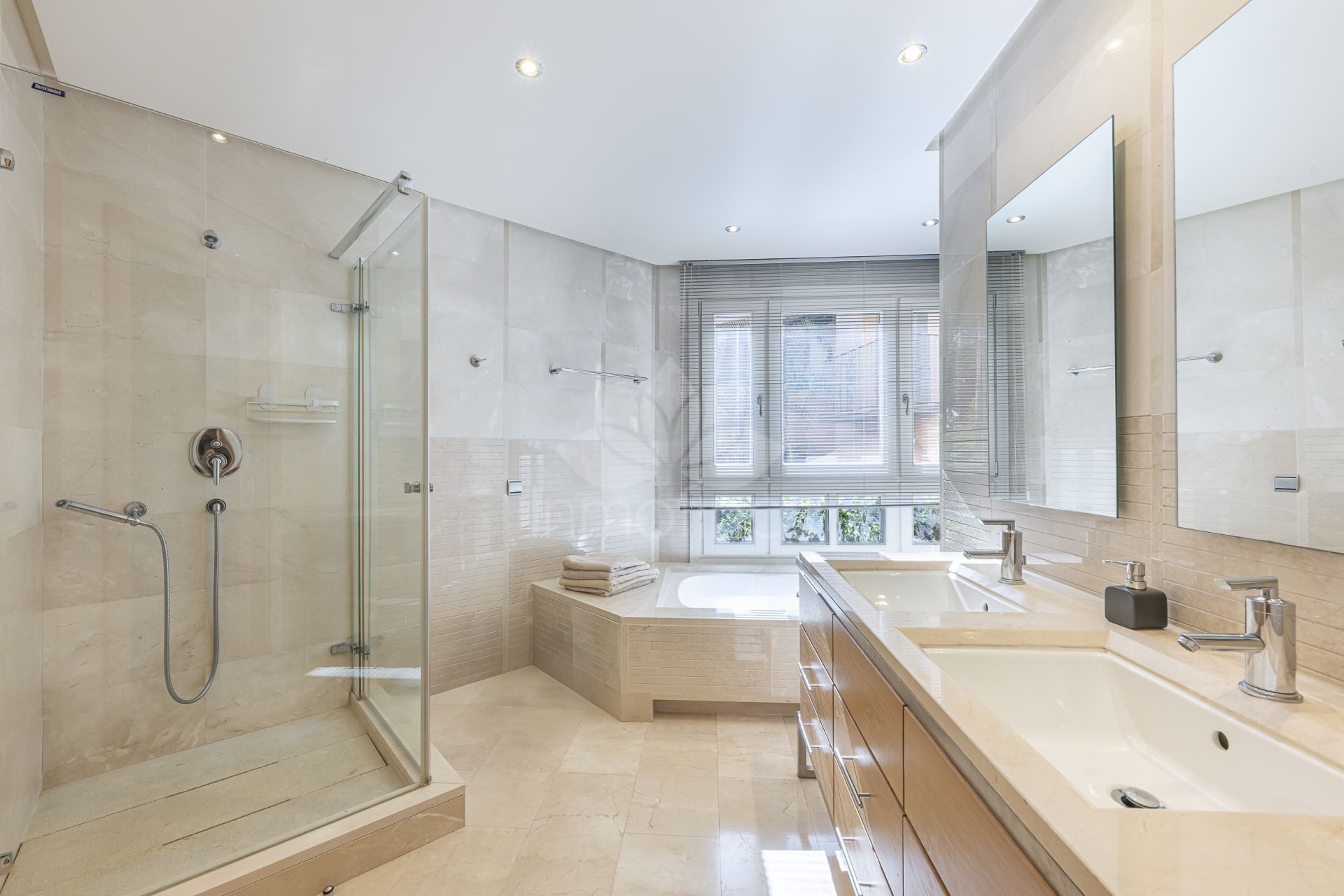 Apartment in Sierra Blanca, Marbella
