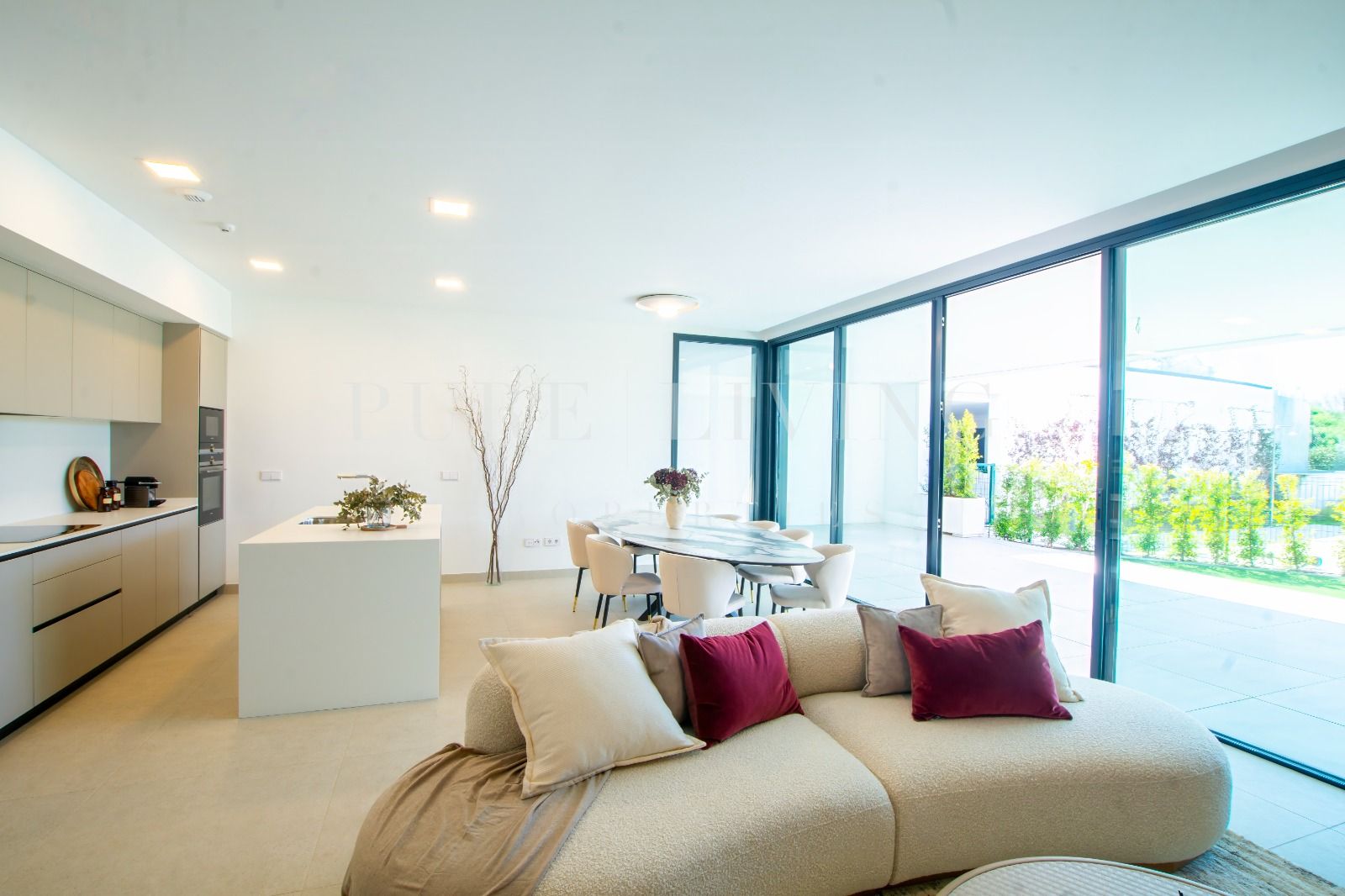 Elegant 3 slaapkamer appartement met zeezicht in, Marbella Sunset Cabopino