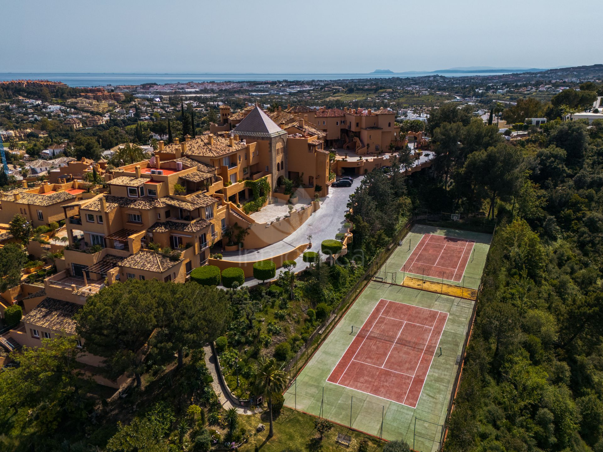 Apartamento en Les Belvederes, Marbella