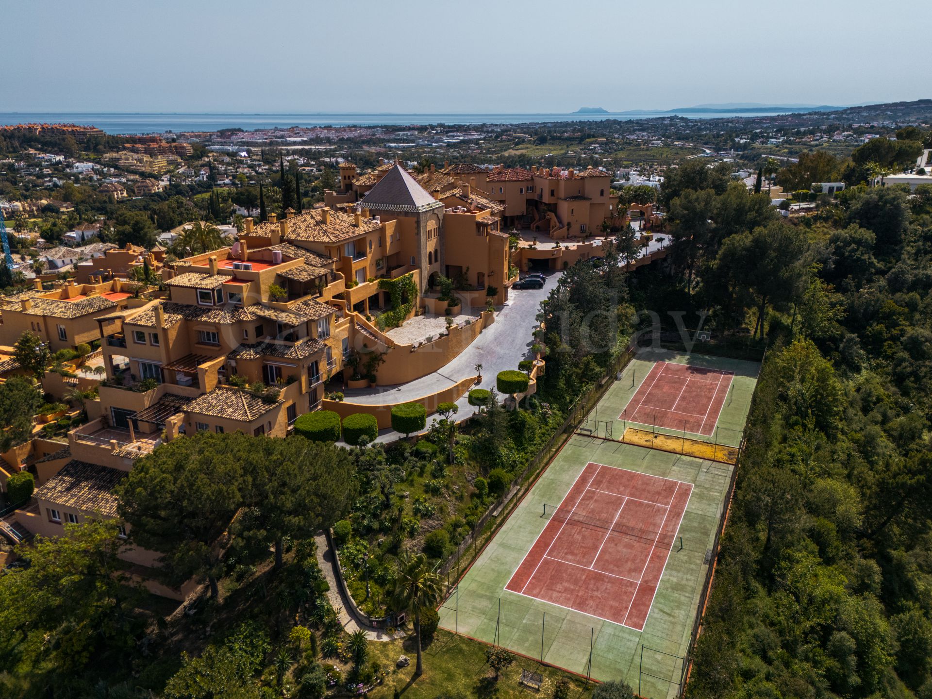 Apartamento en Les Belvederes, Marbella