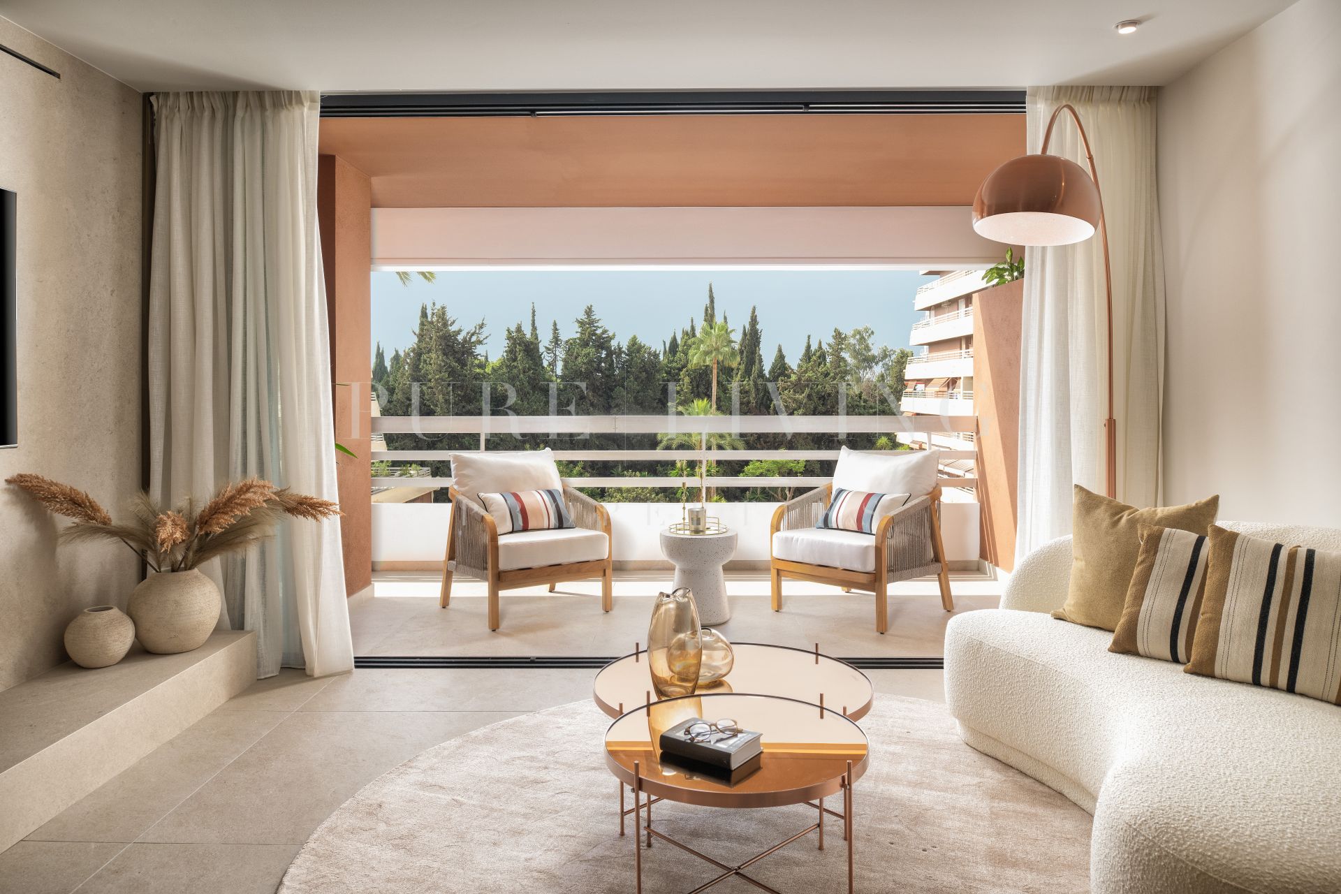 Ein einzigartiges Duplex-Penthouse zum Verkauf im pulsierenden Herzen des Zentrums von Marbella