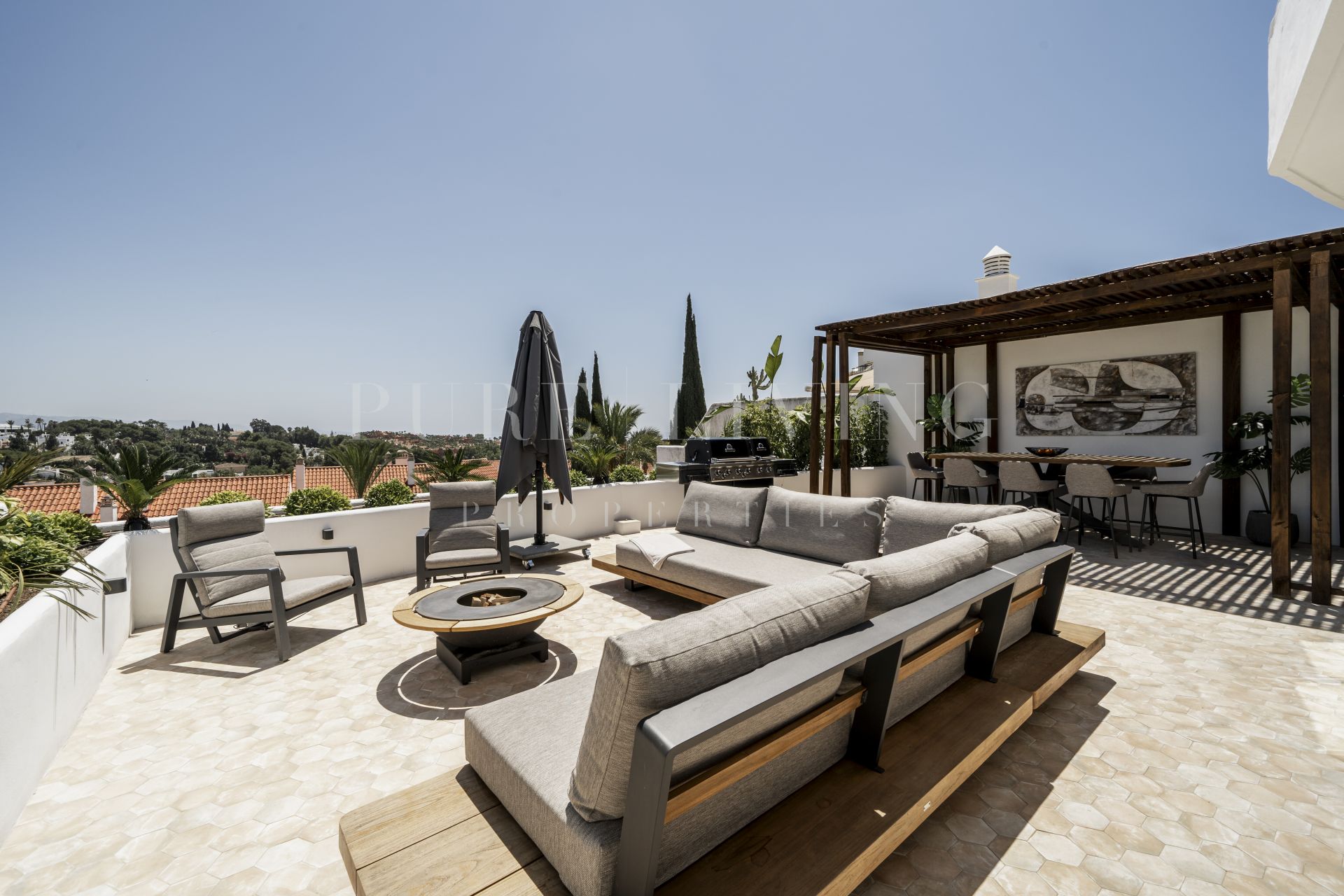 Pas gerenoveerd penthouse in Jardines de Andalucia