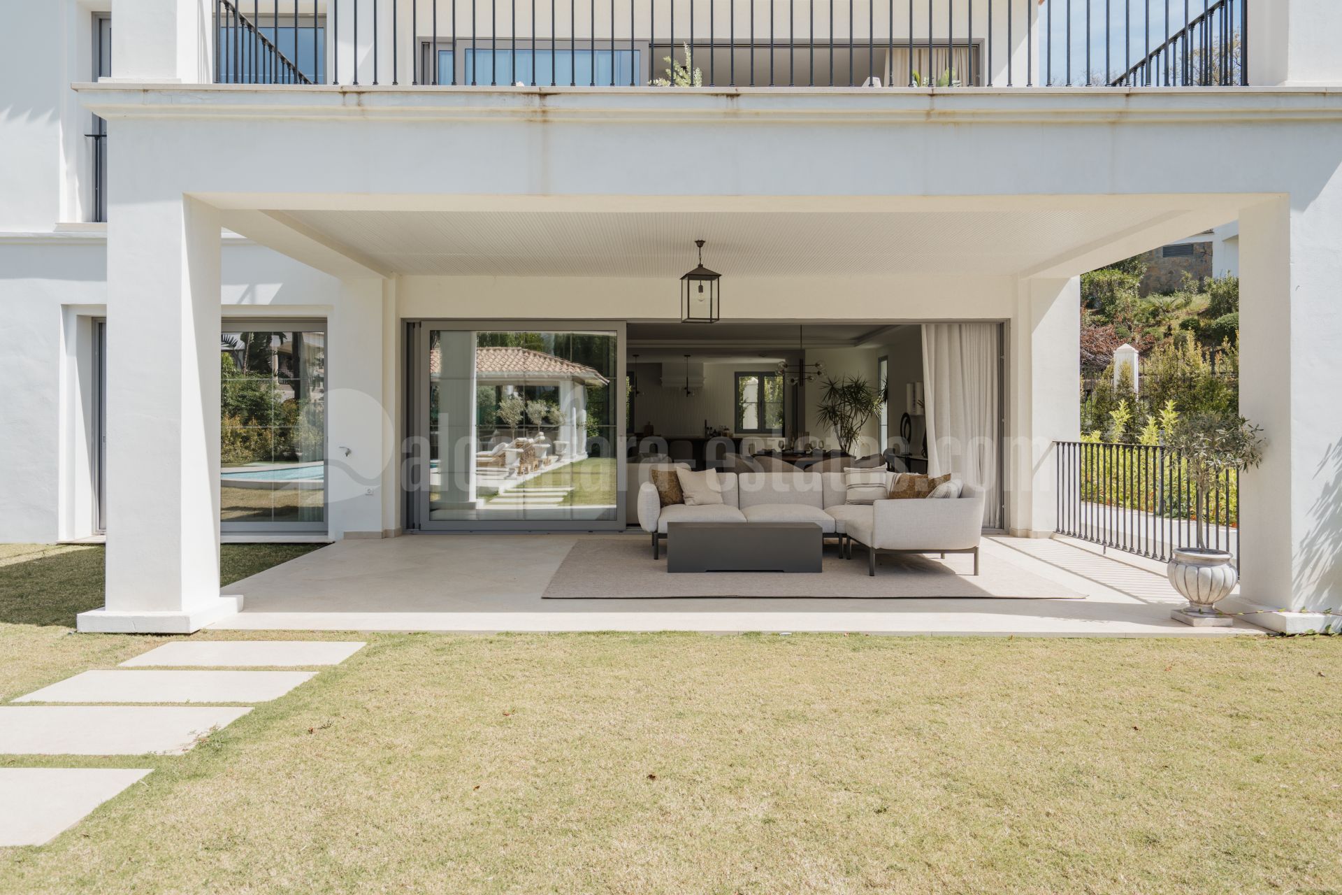 Villa in Los Arqueros, Benahavis