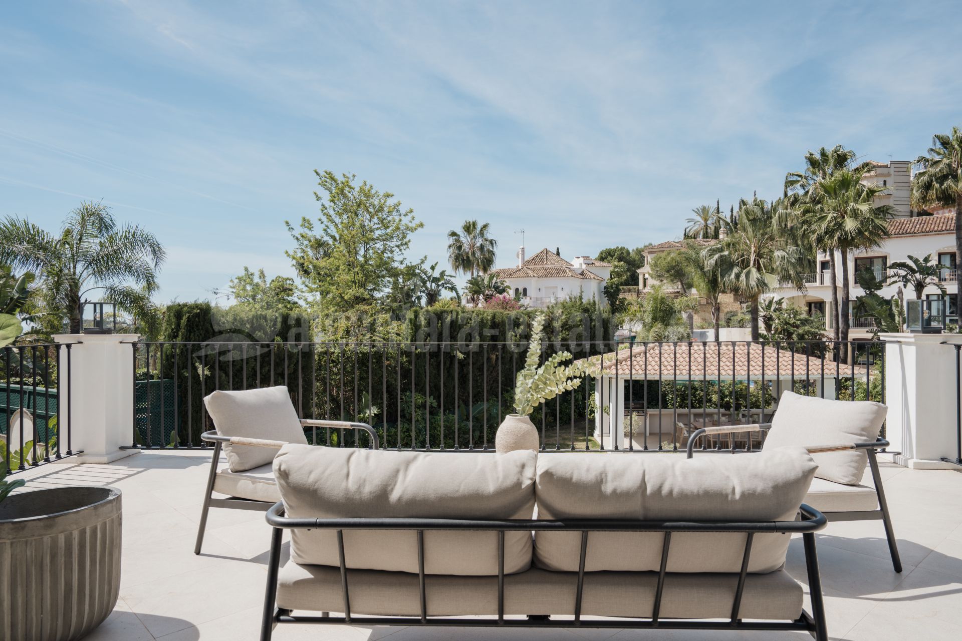 Villa in Los Arqueros, Benahavis