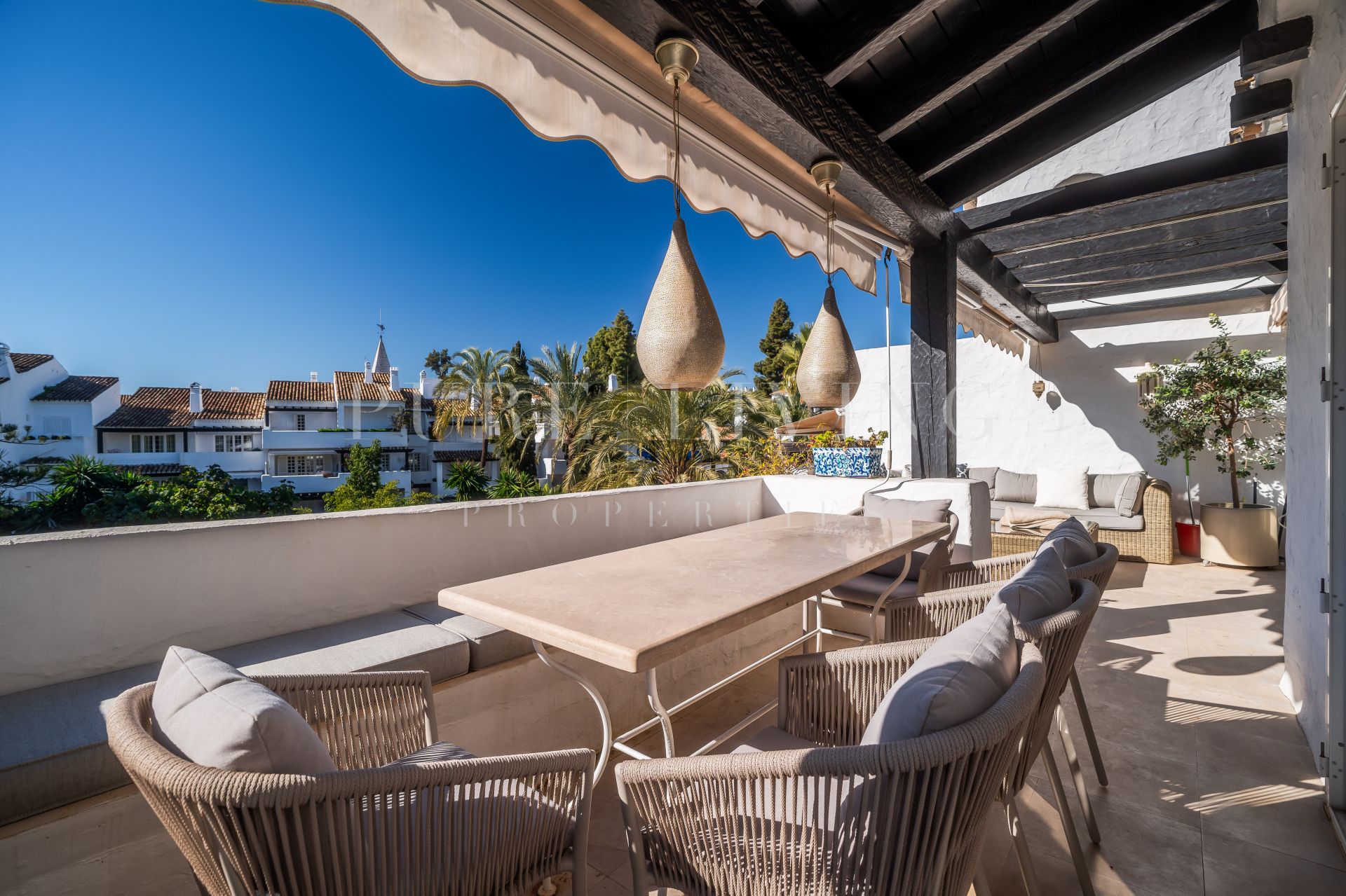 West facing 3-bedroom Penthouse