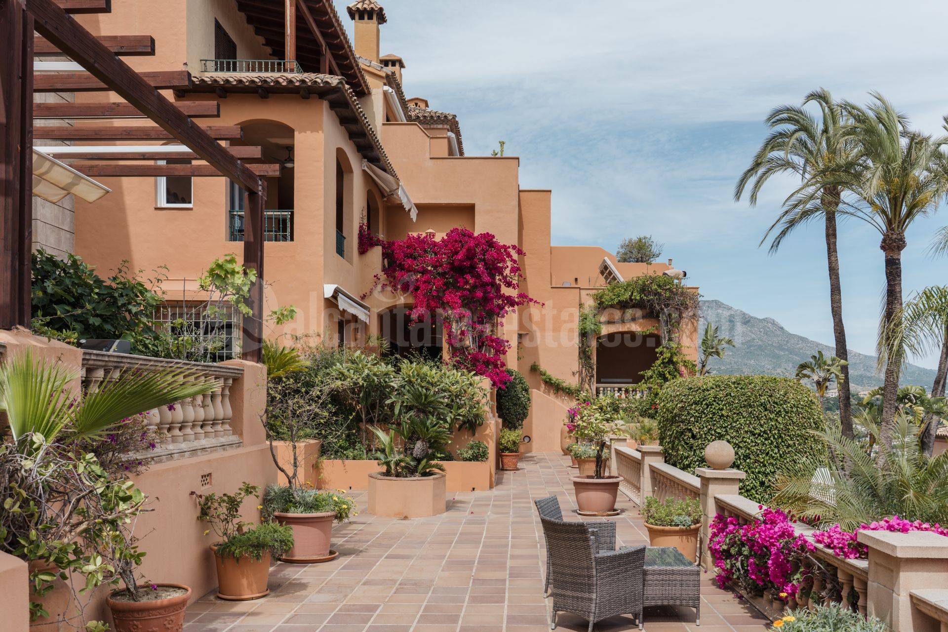 Duplex Penthouse in Les Belvederes, Marbella