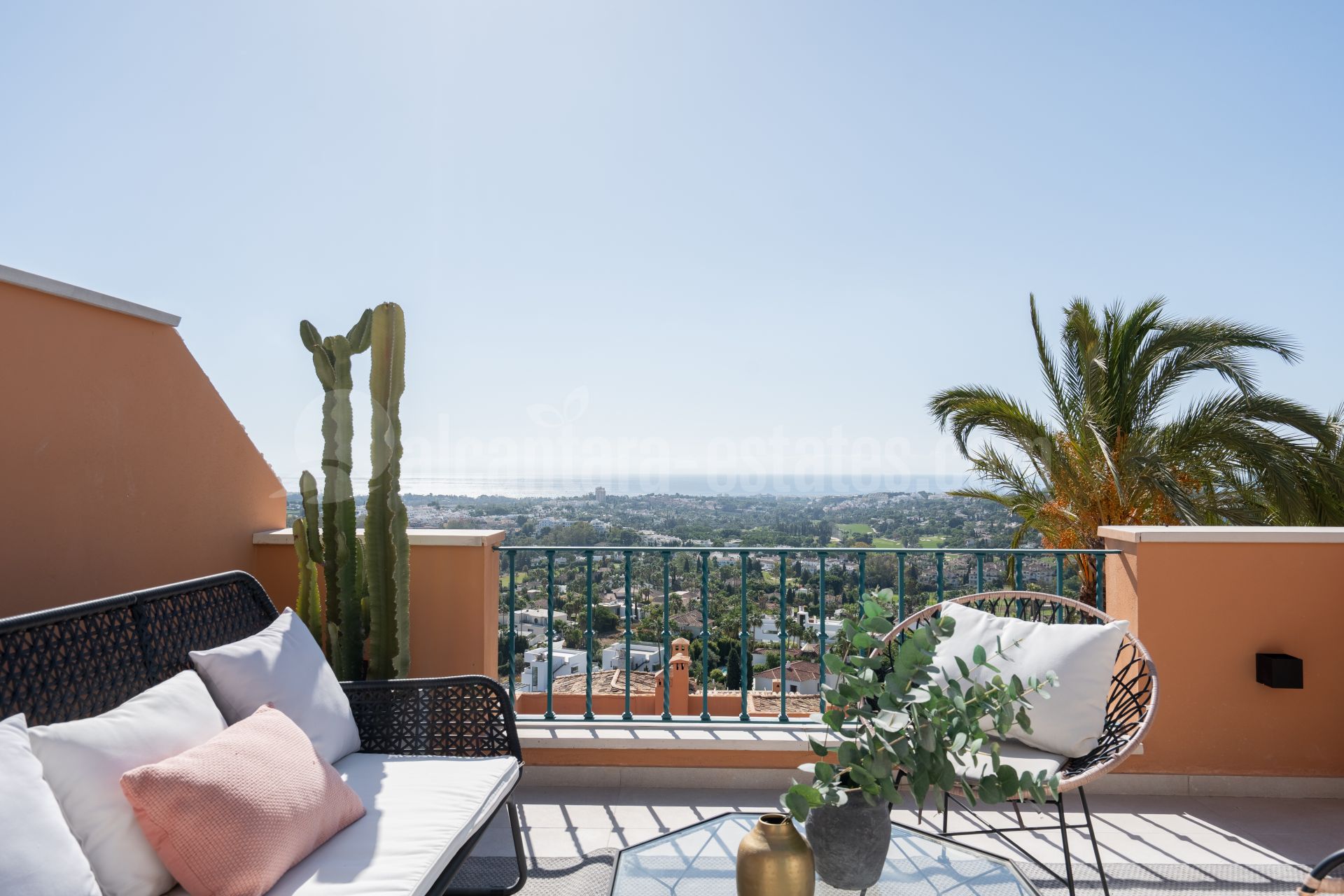 Duplex Penthouse in Les Belvederes, Marbella