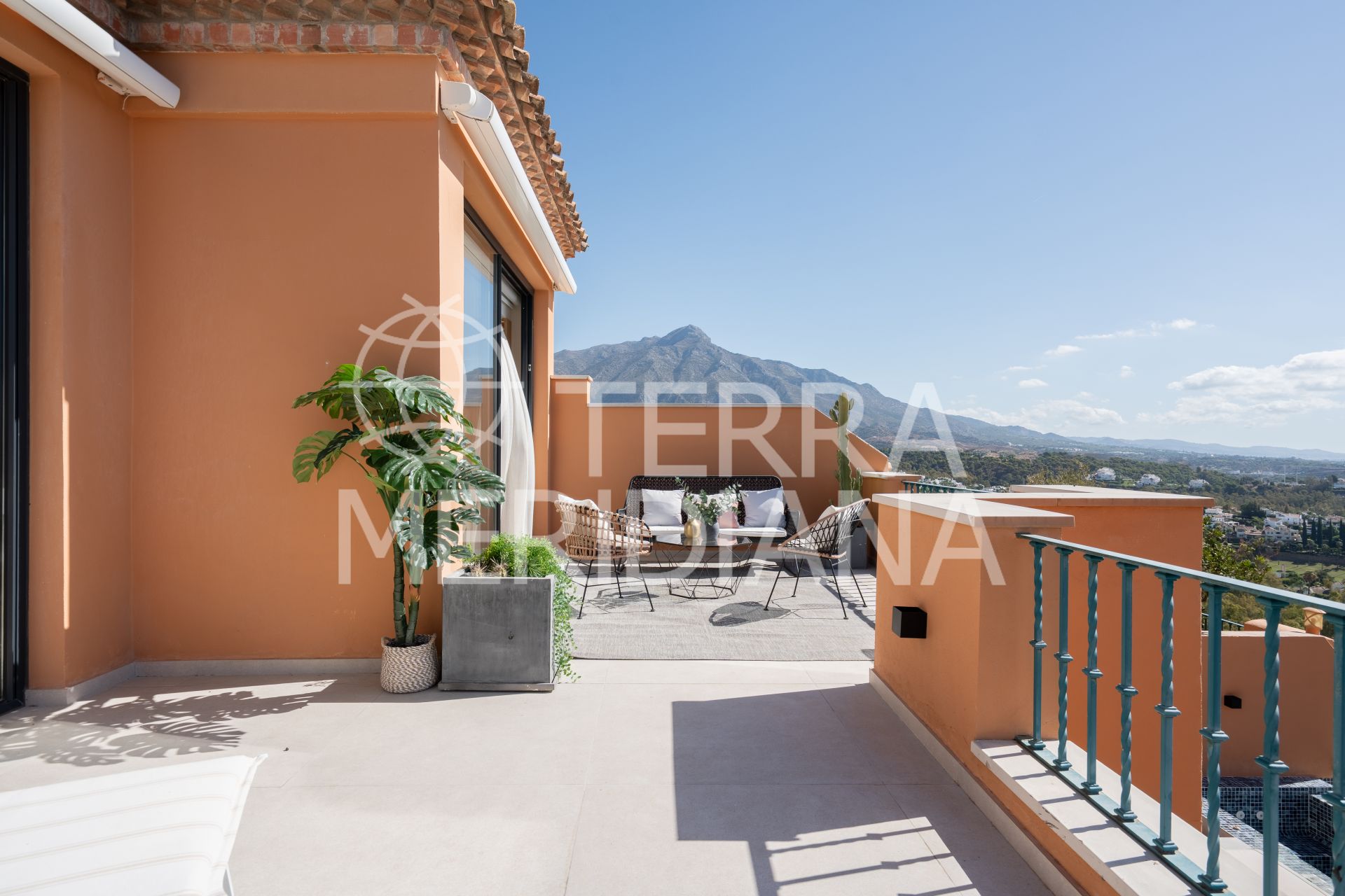 Duplex Penthouse in Les Belvederes, Marbella
