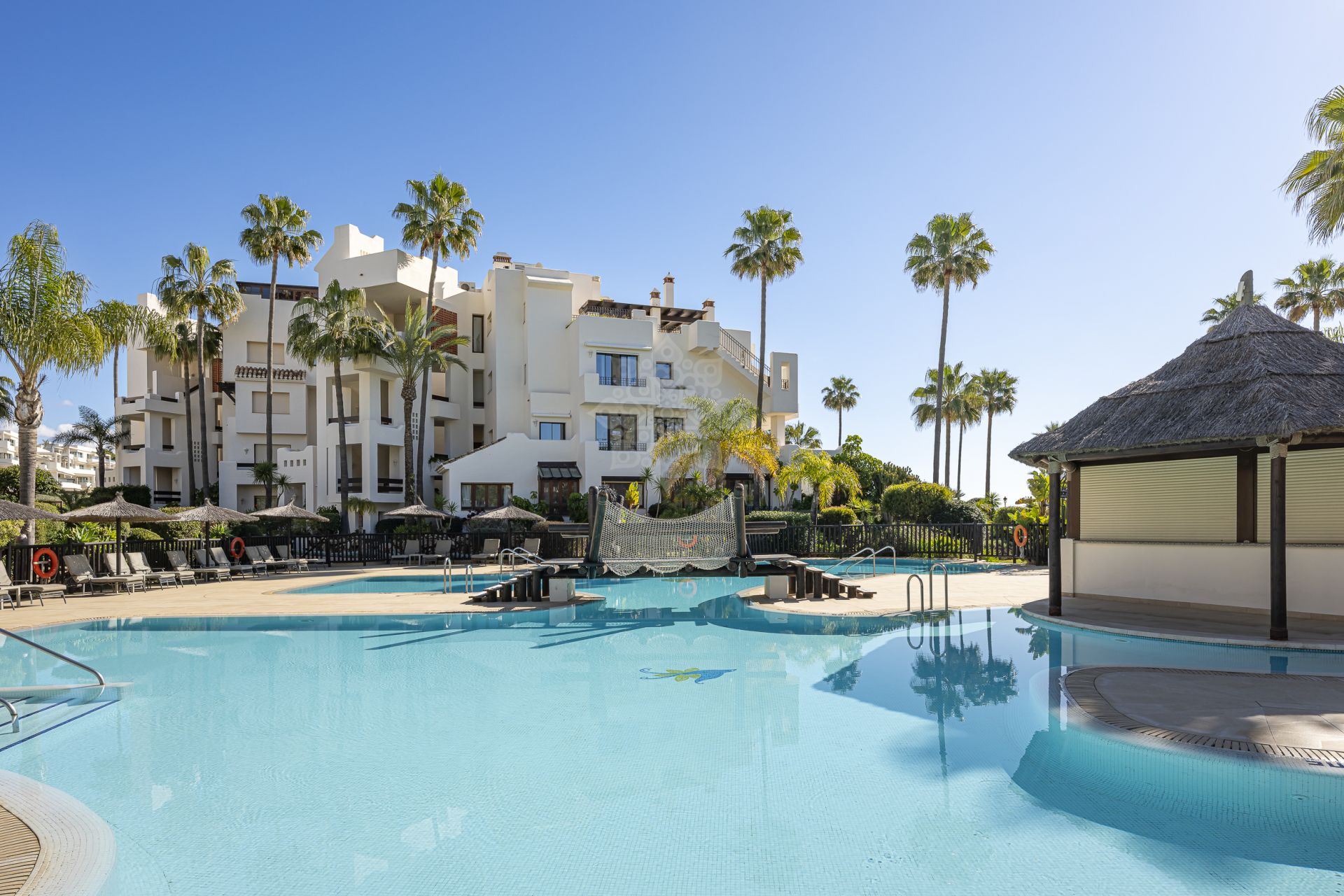 Apartament w Bahía del Velerín, Estepona