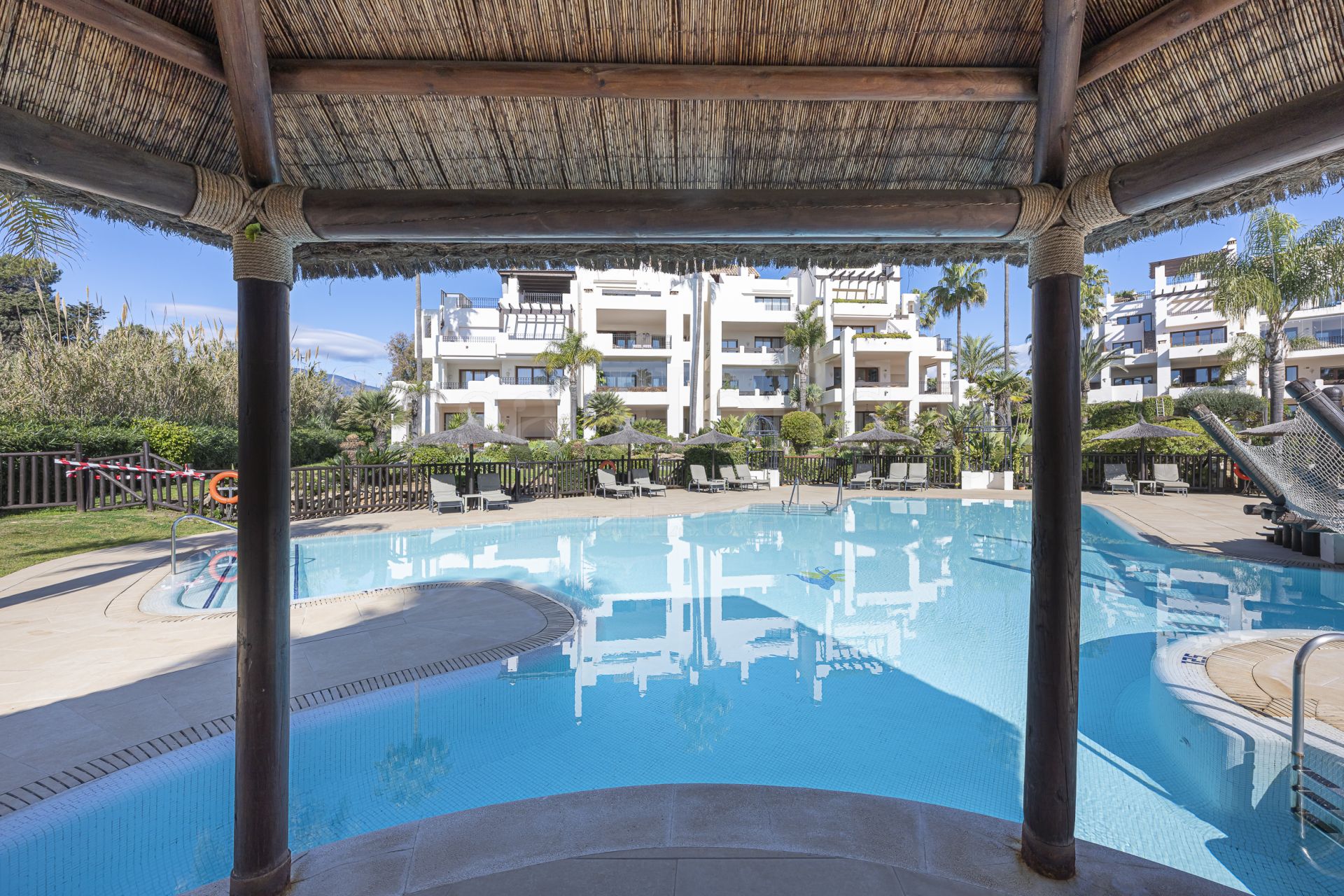 Apartamento en Bahía del Velerín, Estepona