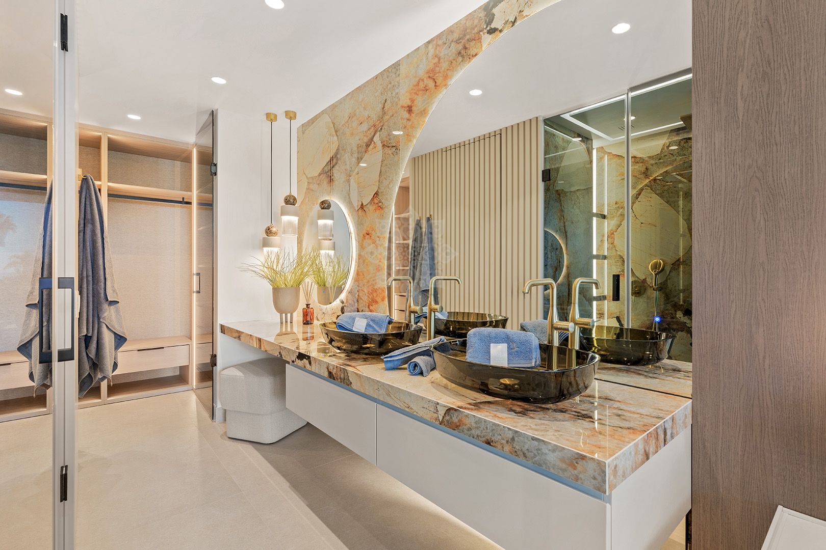 Apartment in Bahía del Velerín, Estepona