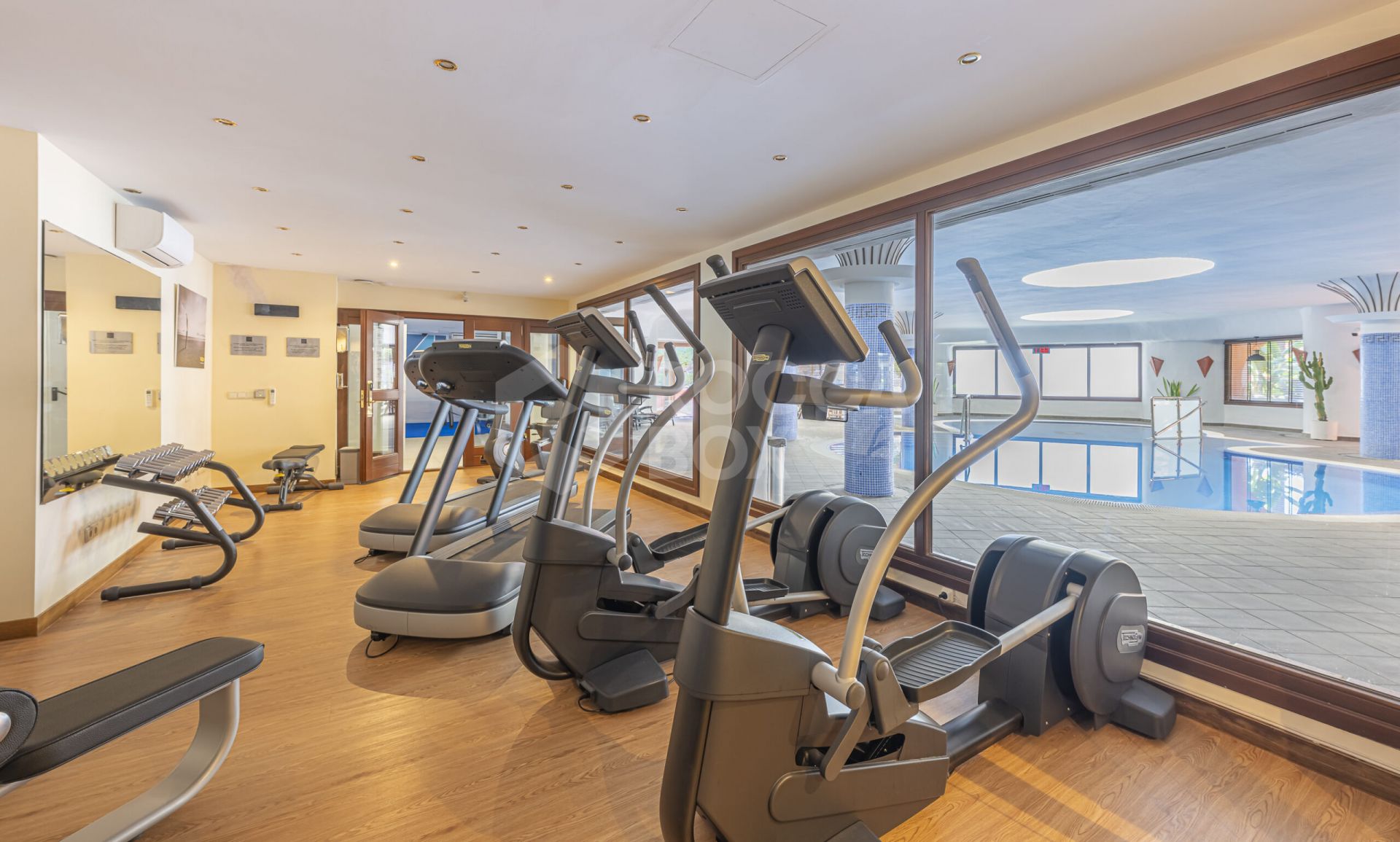 Duplex Penthouse in Torre Bermeja