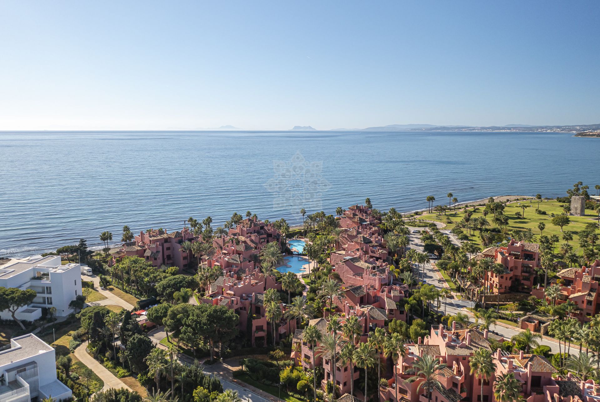 Apartment in Almenara Beach, Estepona