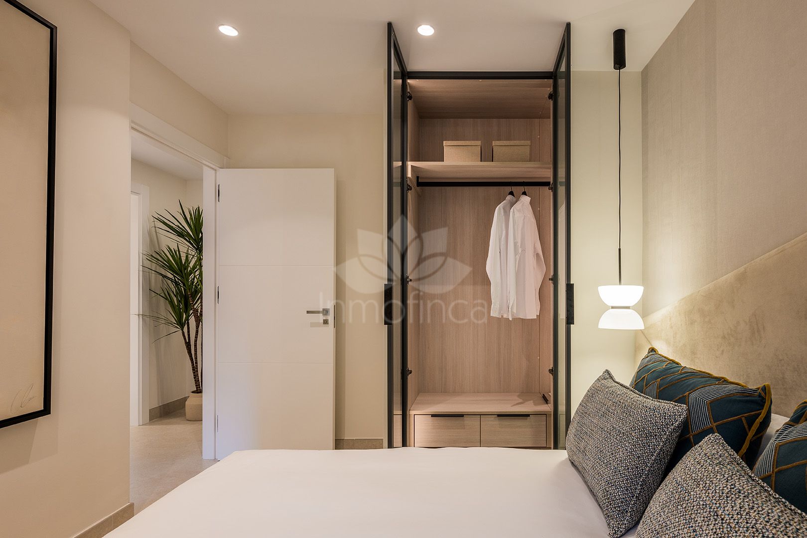 Apartamento en Almenara Beach, Estepona