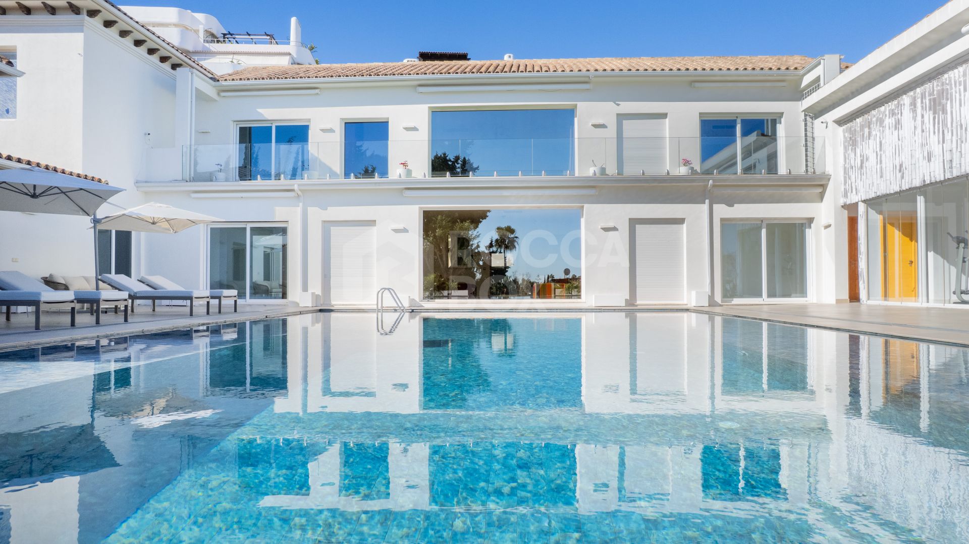 Fully Renovated Modern Villa, Golfside Guadalmina Golf