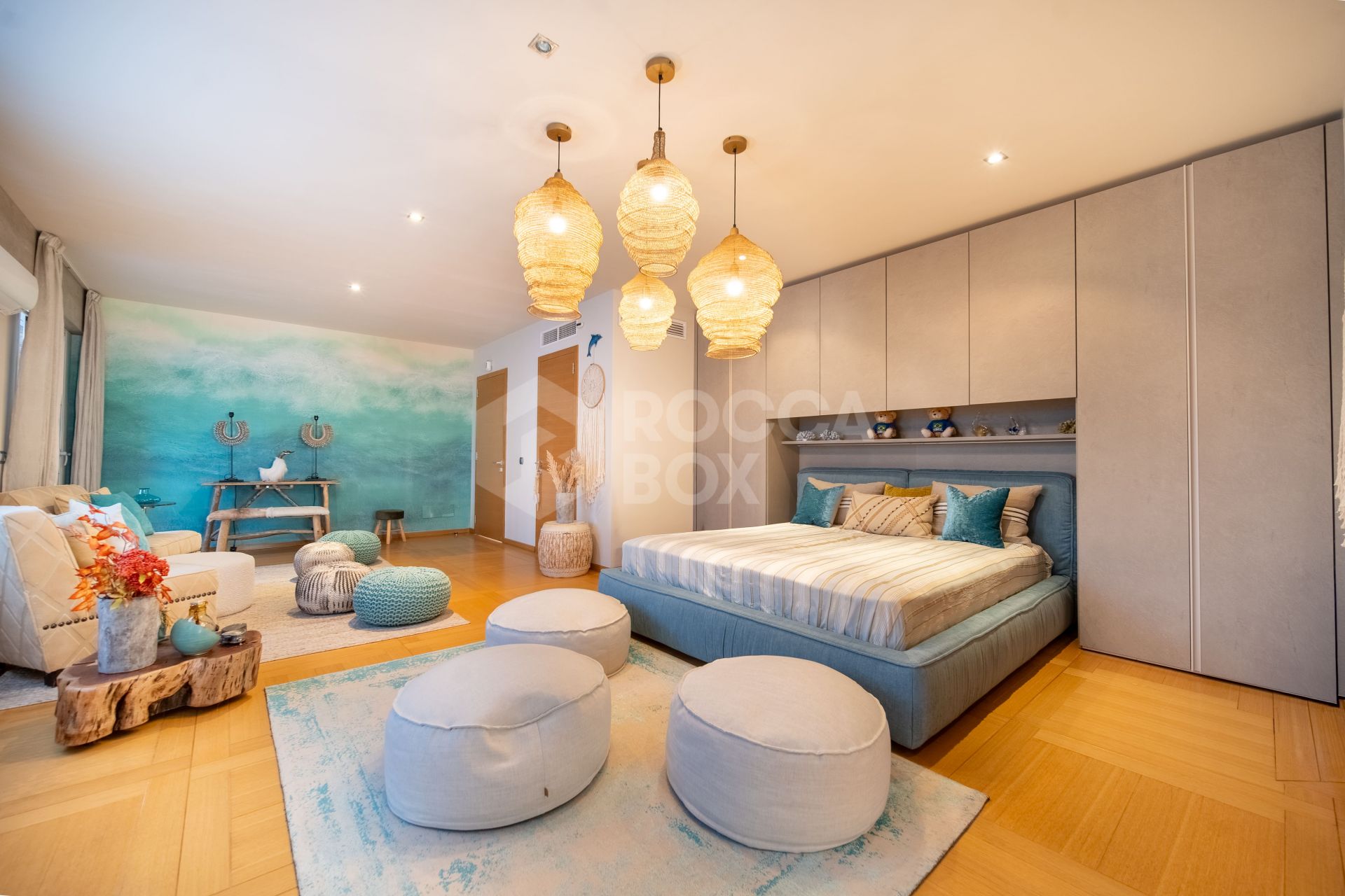 Fully Renovated Modern Villa, Golfside Guadalmina Golf