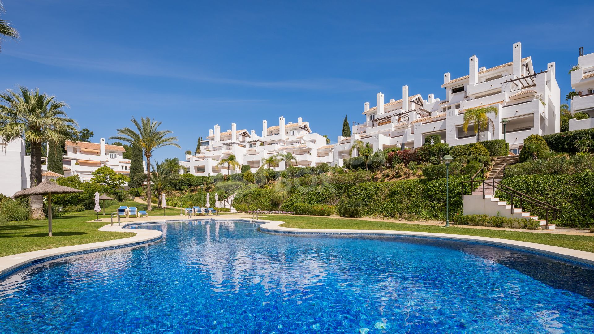 Apartment in Frontline Beach Los Monteros, Marbella East