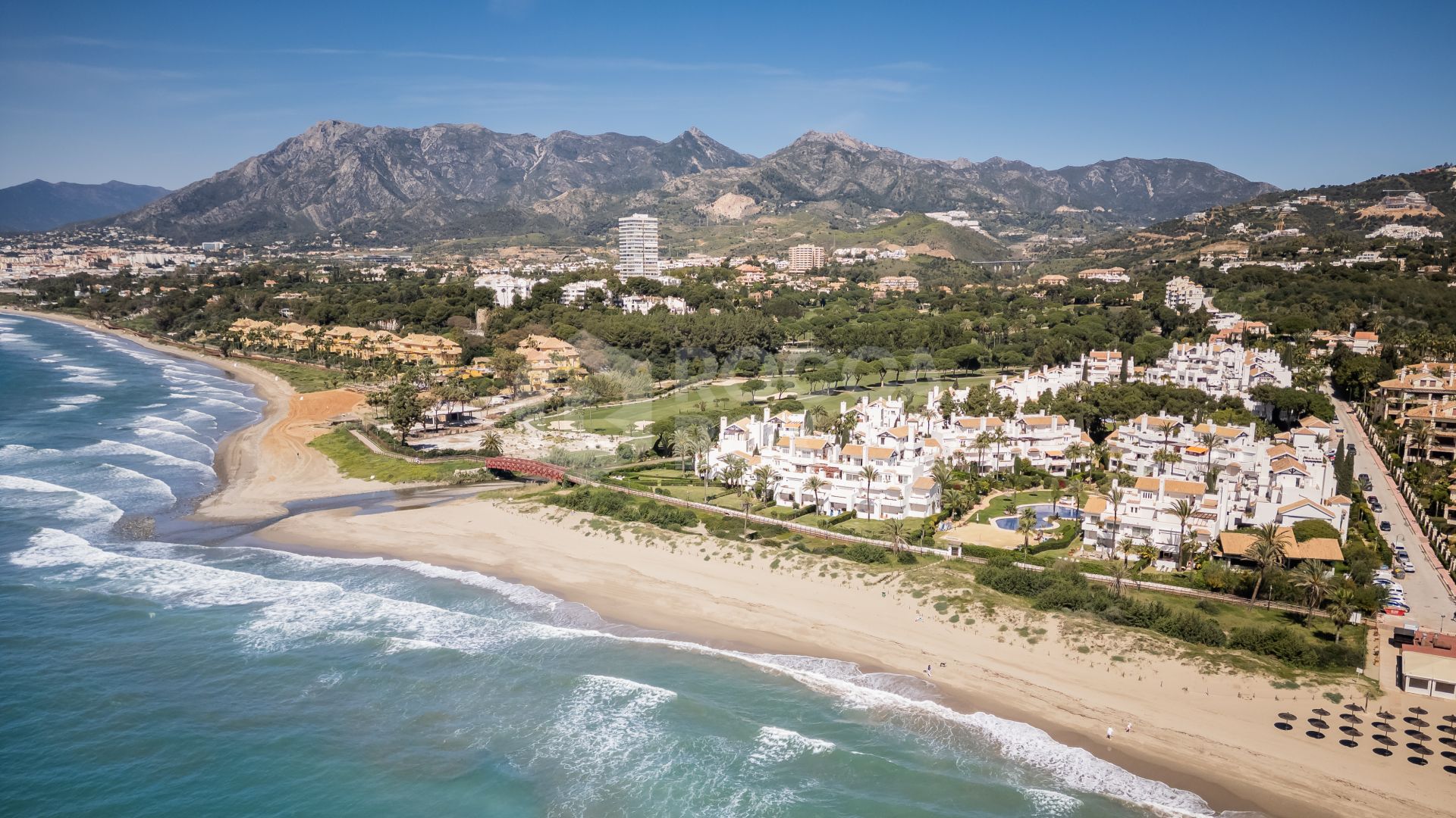 Apartment in Frontline Beach Los Monteros, Marbella East