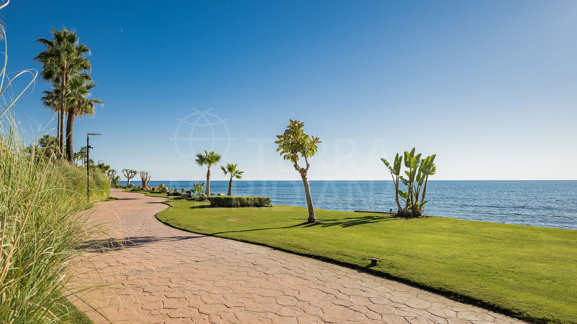 Duplex Penthouse in Cabo Bermejo, Estepona