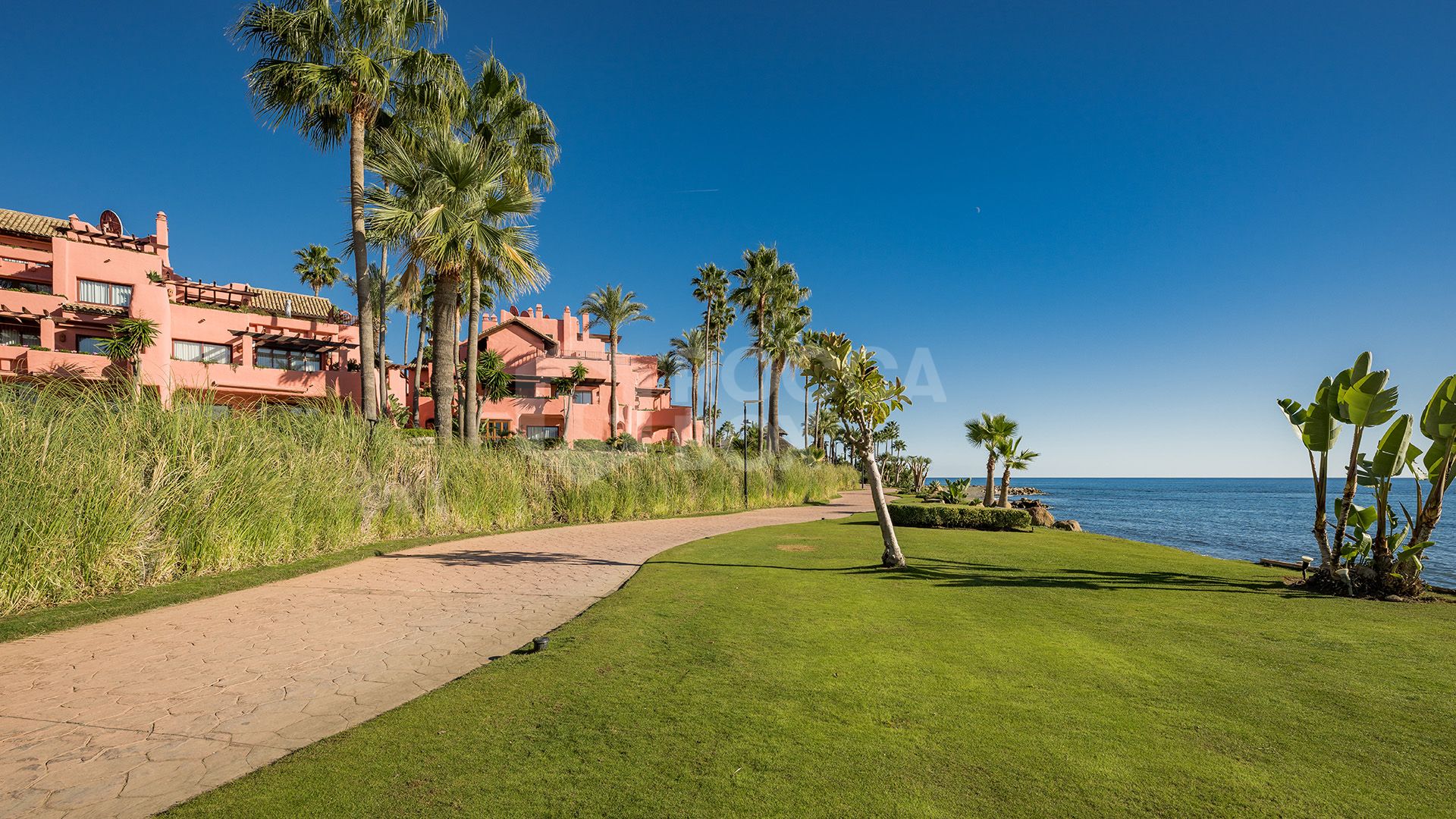Beachside Duplex Penthouse with Sea Views in the New Golden Mile Estepona