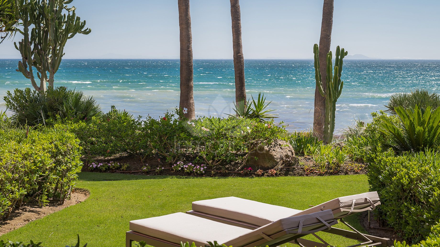 Apartamento en Cabo Bermejo, Estepona