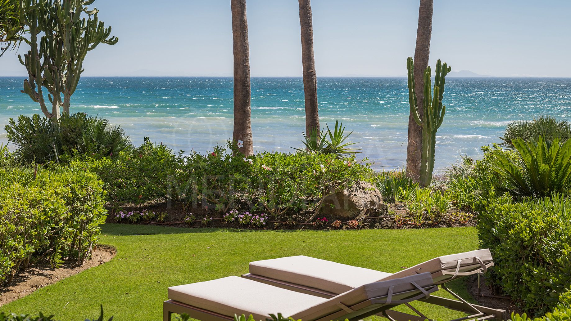 Apartment in Cabo Bermejo, Estepona