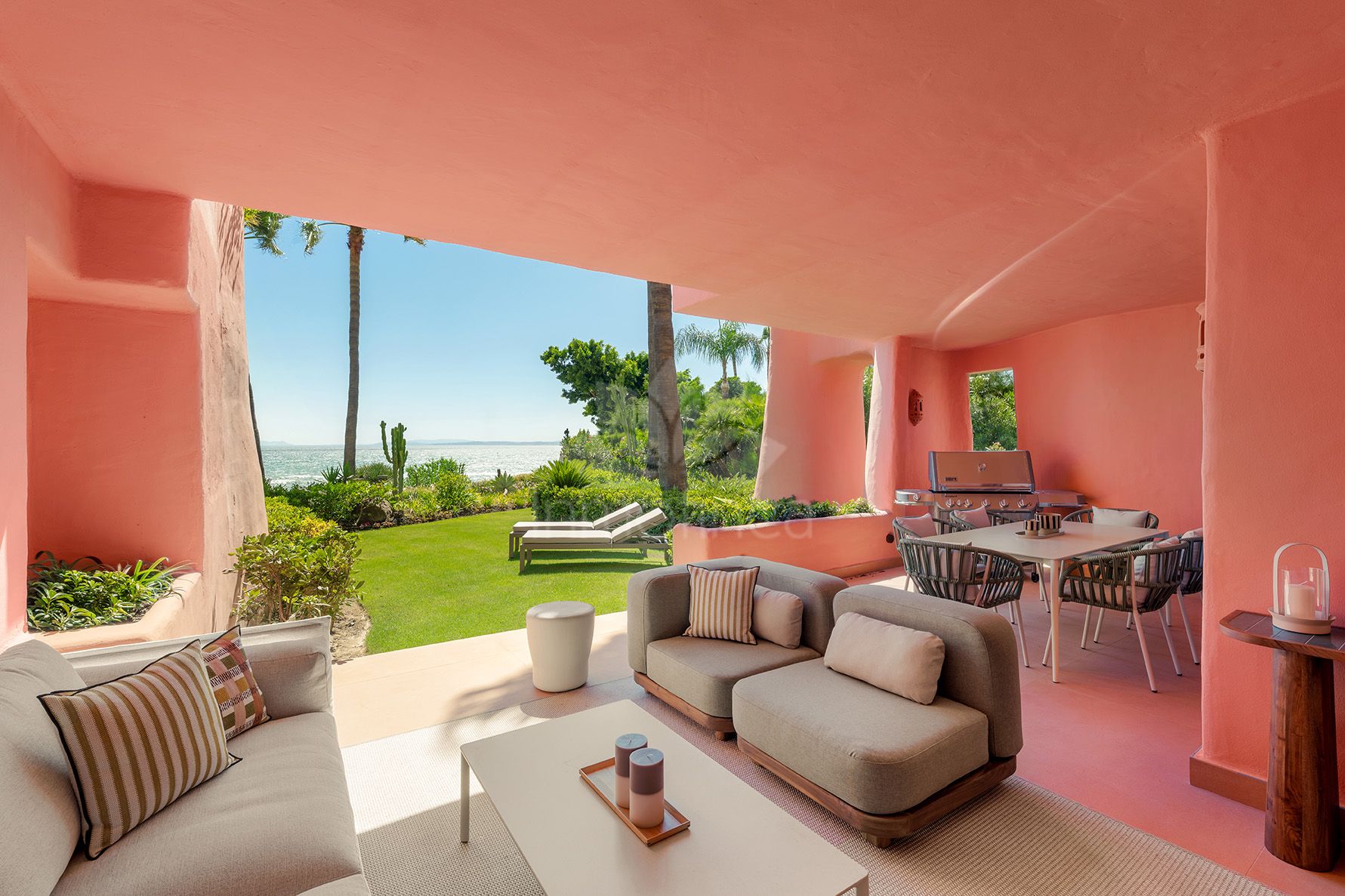 Apartamento en Cabo Bermejo, Estepona
