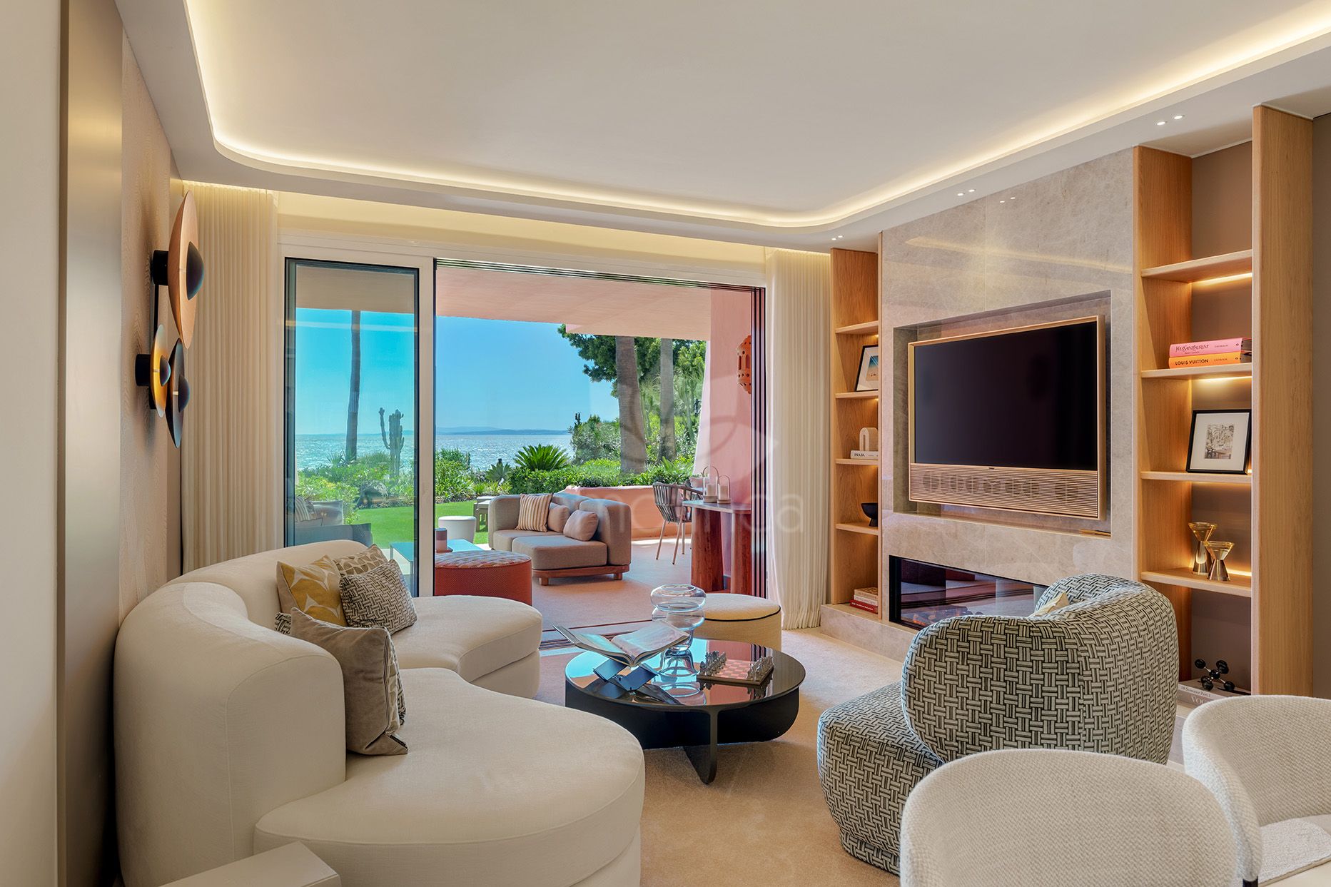 Apartamento en Cabo Bermejo, Estepona