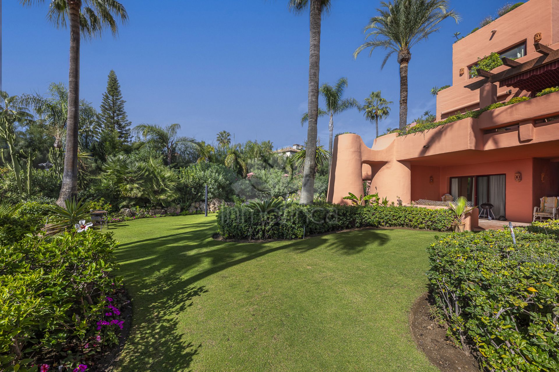 Apartment in Cabo Bermejo, Estepona