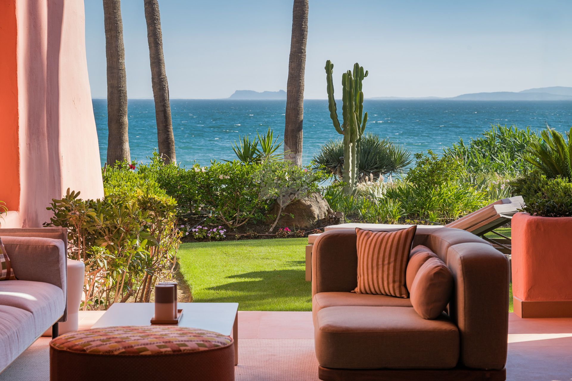Apartamento en Cabo Bermejo, Estepona