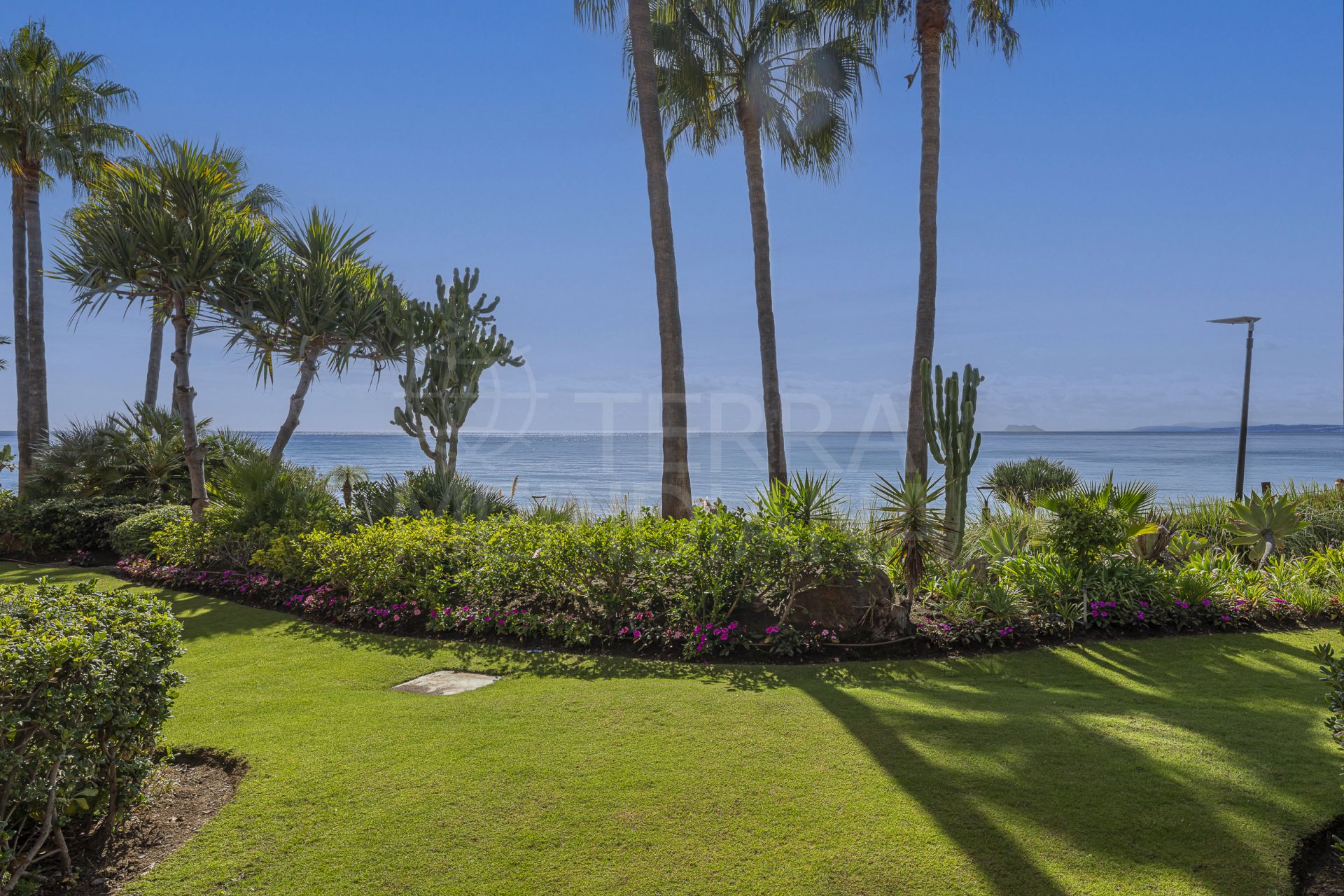 Apartment in Cabo Bermejo, Estepona