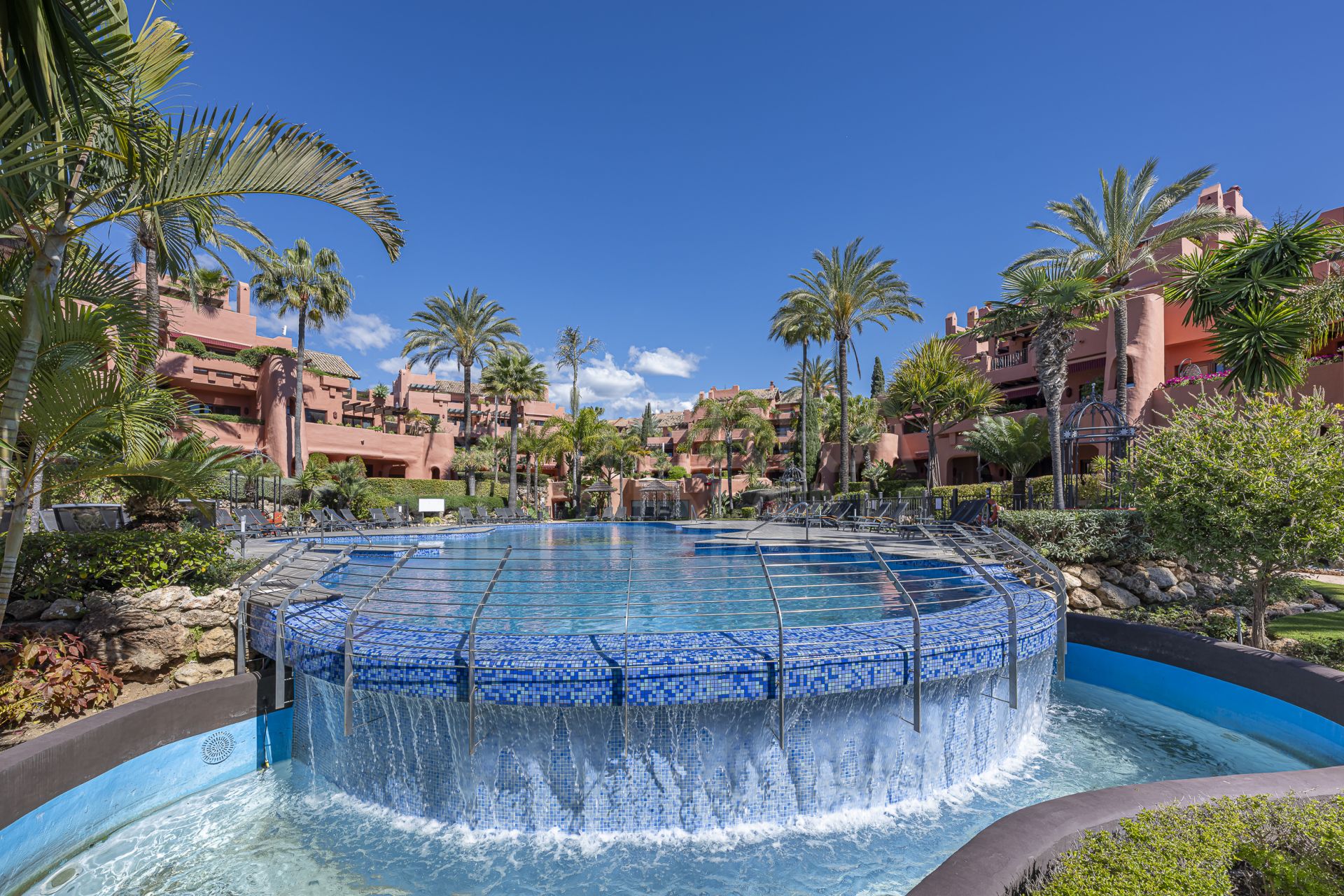 Penthouse in Torre Bermeja, Estepona