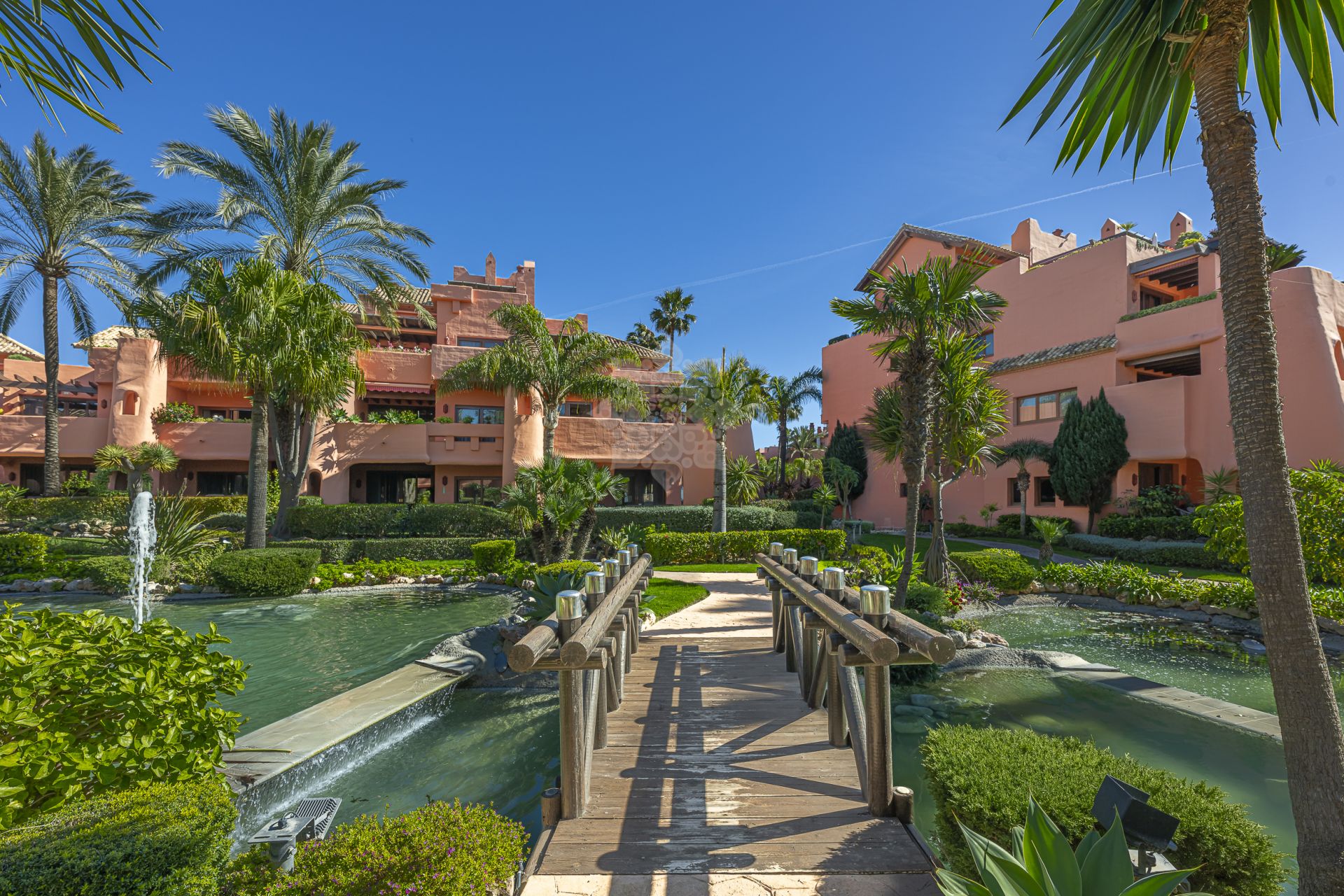 Penthouse in Torre Bermeja, Estepona